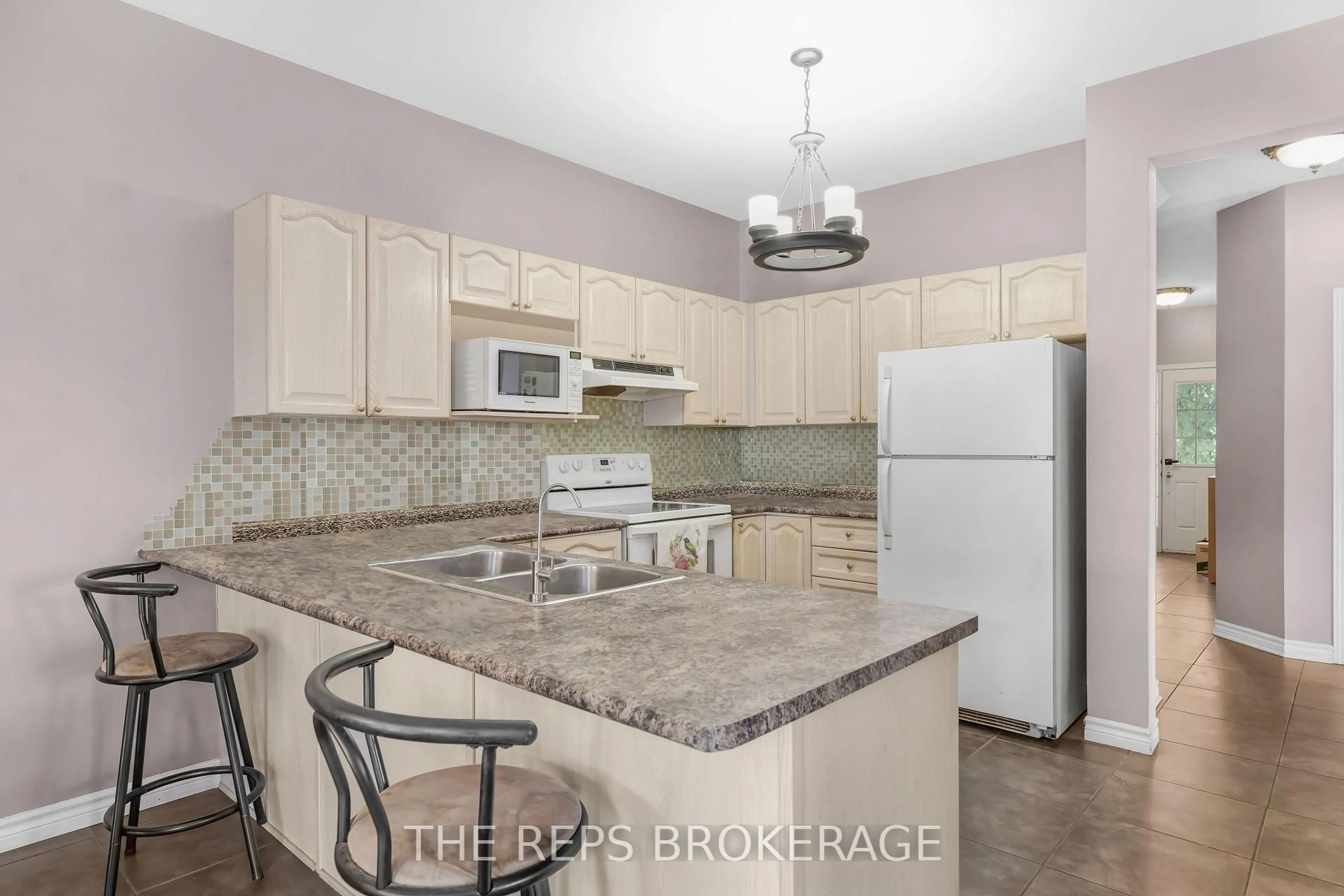 Standard kitchen, ceramic/tile floor for 97 Black Bear Way, Stittsville Ontario K2S 2G6