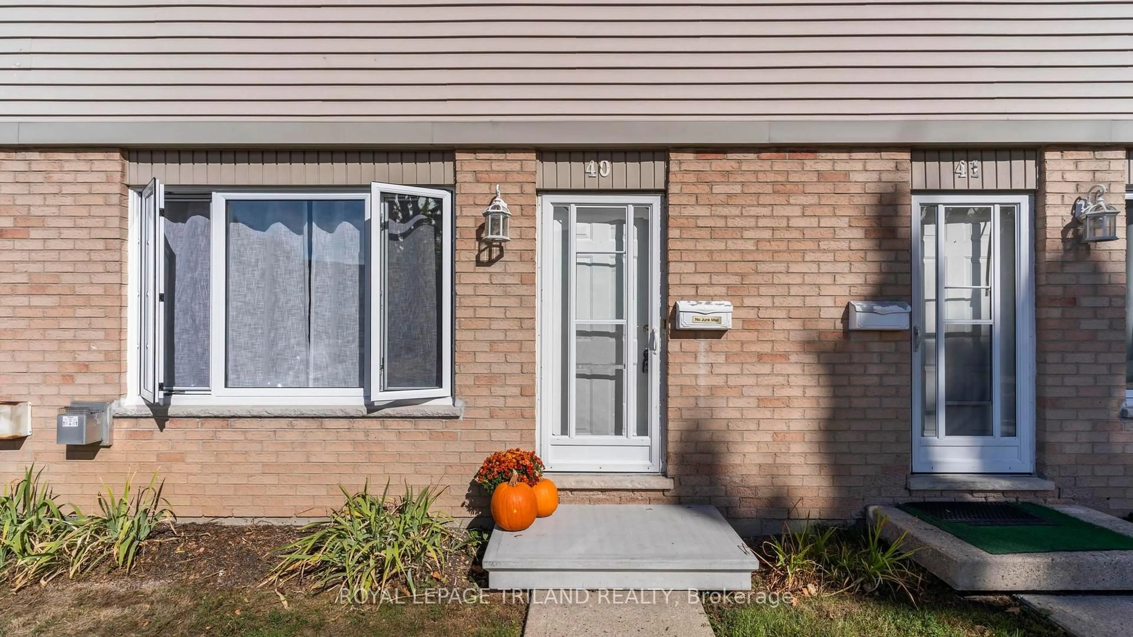 Unknown for 320 WESTMINSTER Ave #40, London South Ontario N6C 5H5
