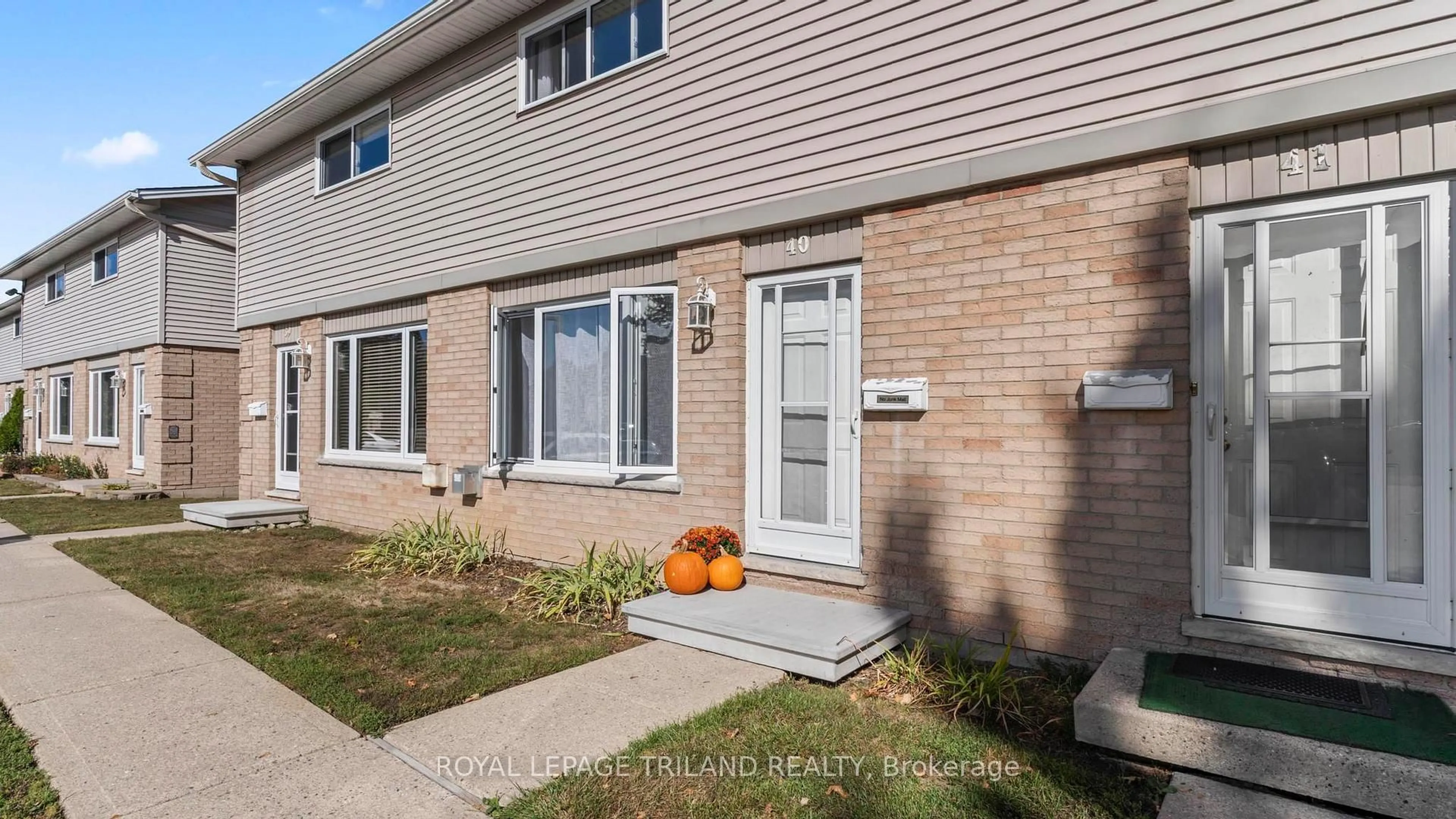 Unknown for 320 WESTMINSTER Ave #40, London South Ontario N6C 5H5