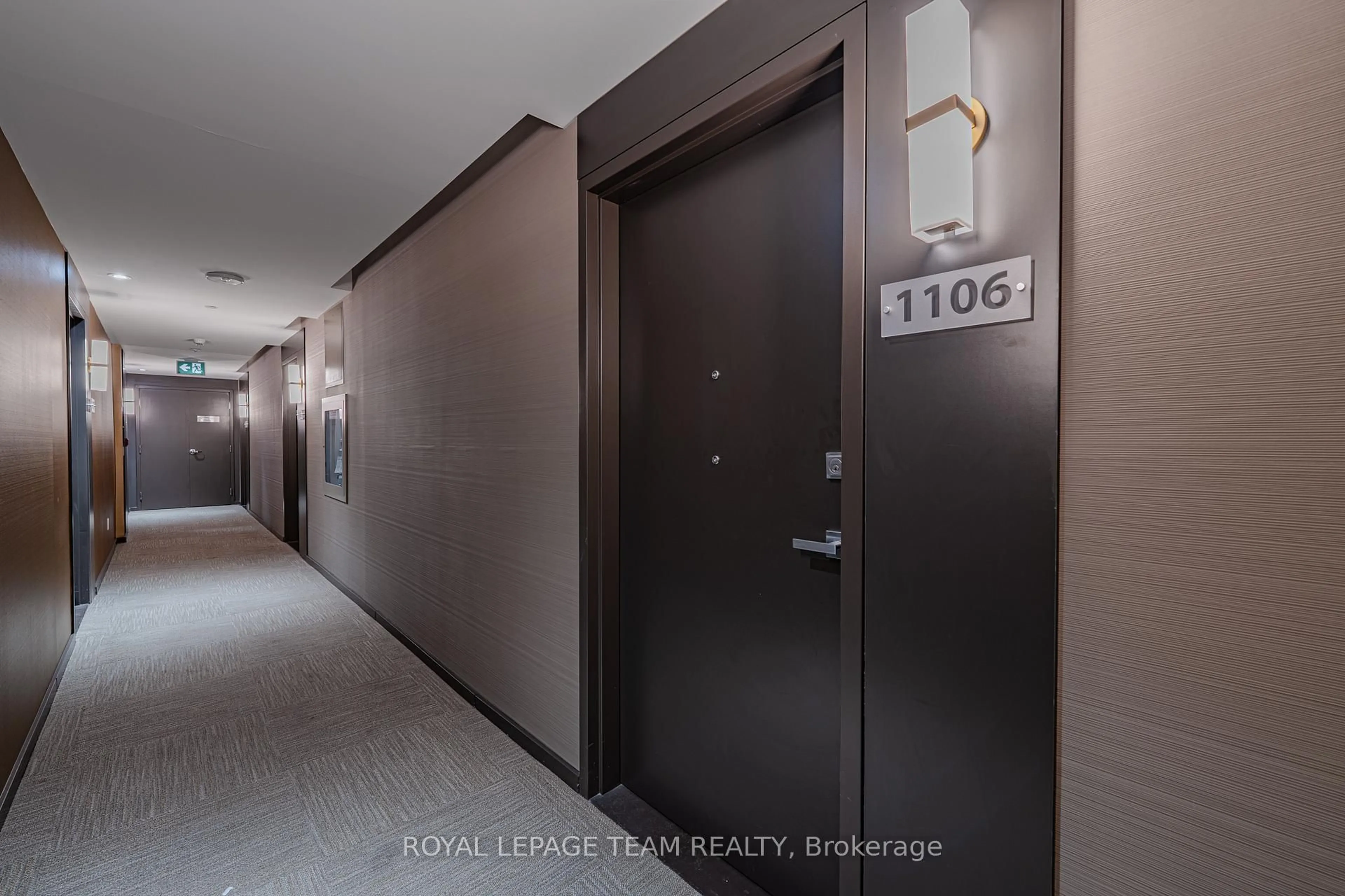 Indoor foyer for 200 Inlet Private #1106, Ottawa Ontario K4A 5H3