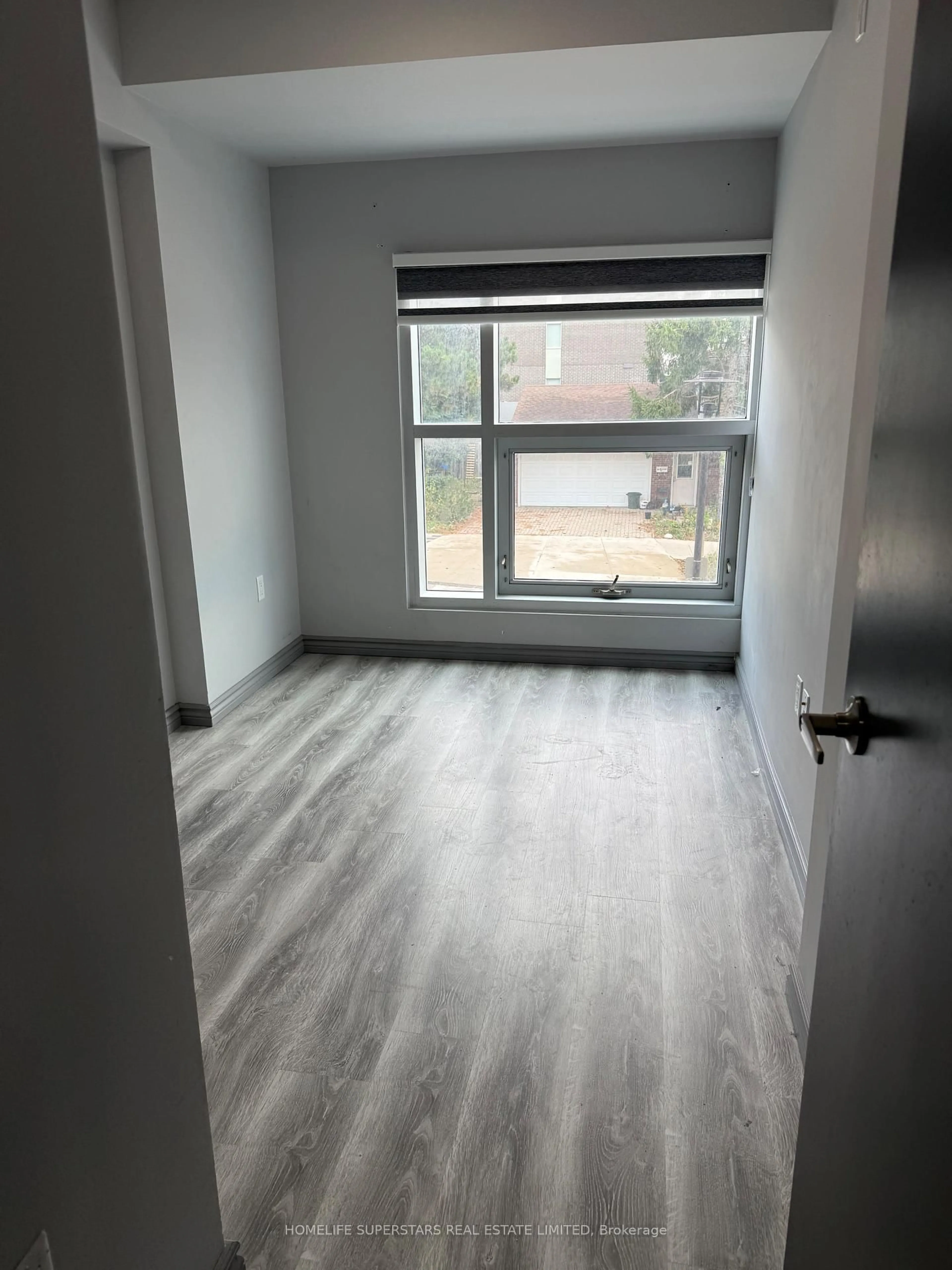 A pic of a room for 275 LARCH St, Waterloo Ontario N2L 3R2