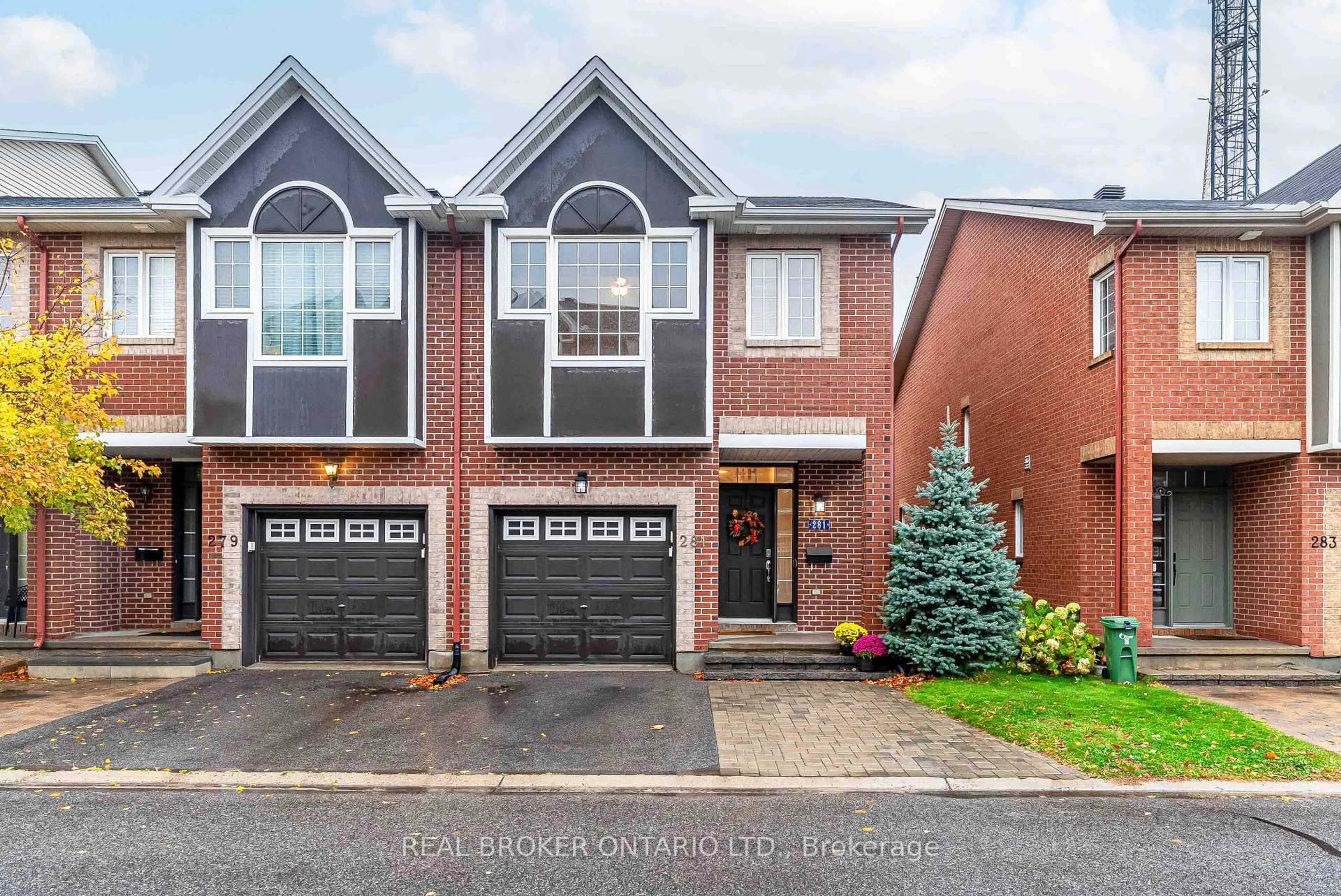 Home with brick exterior material, street for 281 Freedom Private, Ottawa Ontario K1G 6W3