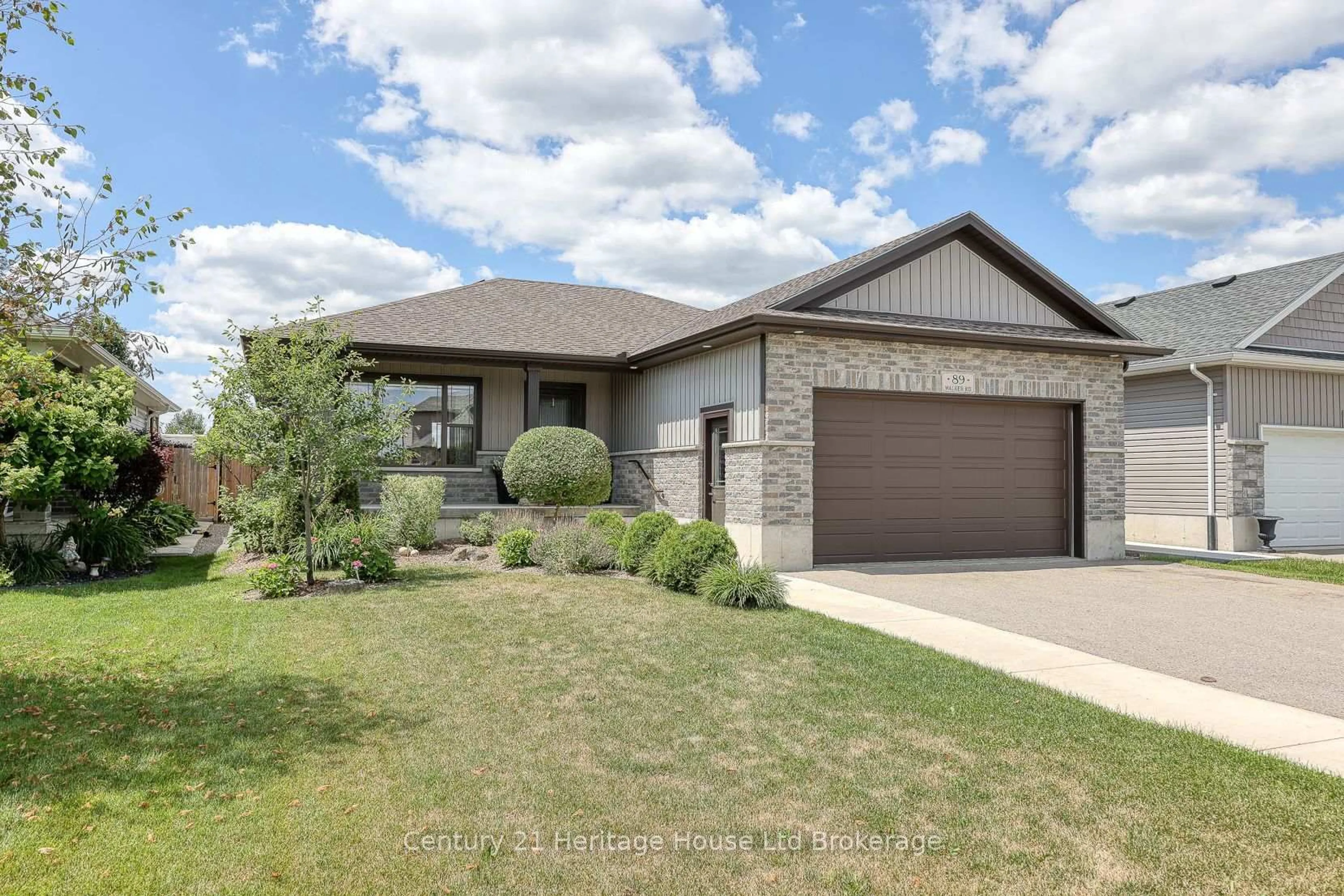 Home with brick exterior material, street for 89 Walker Rd, Ingersoll Ontario N5C 0A6