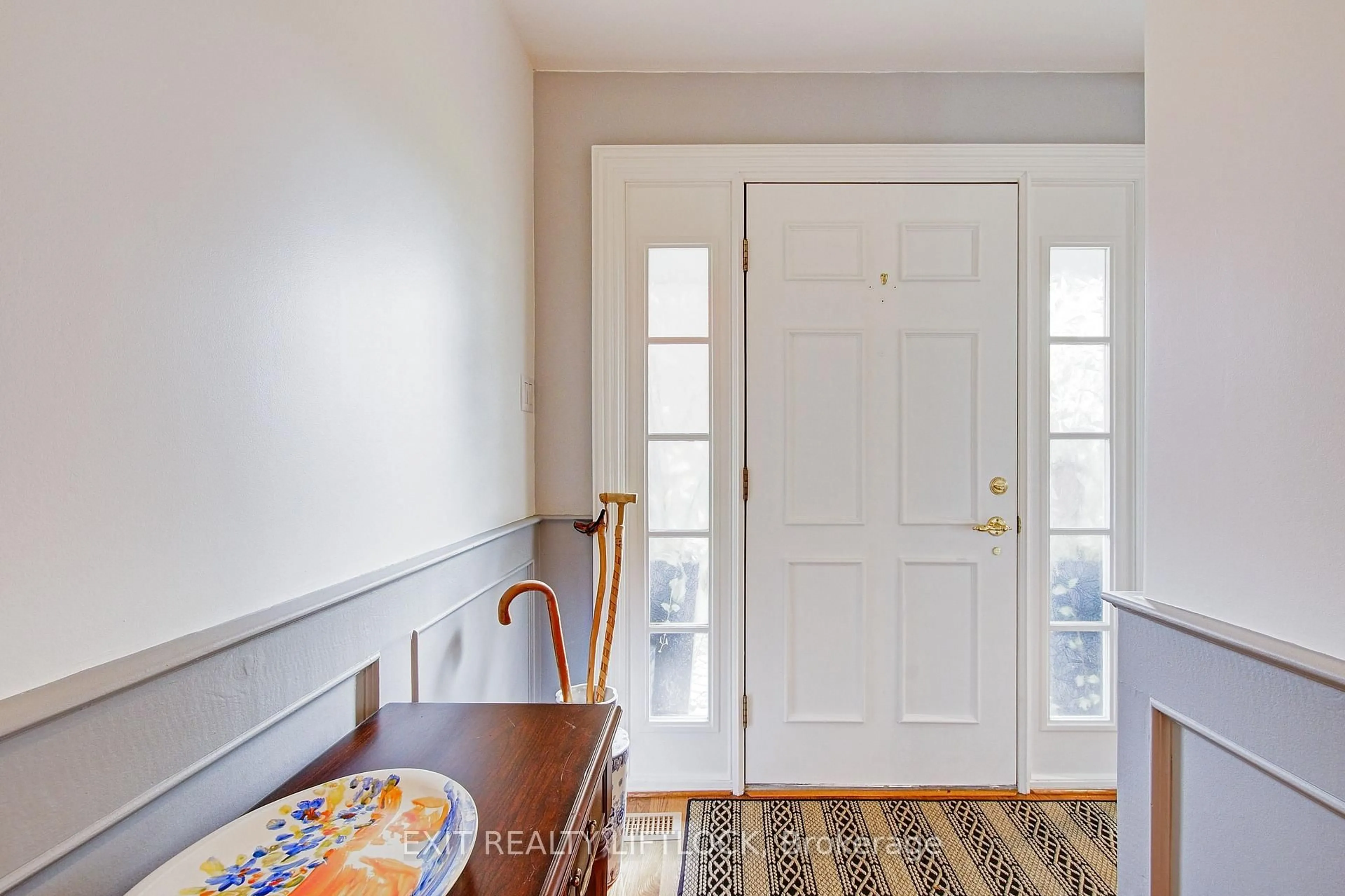 Indoor entryway for 544 County Road 8, Douro-Dummer Ontario K0L 2H0