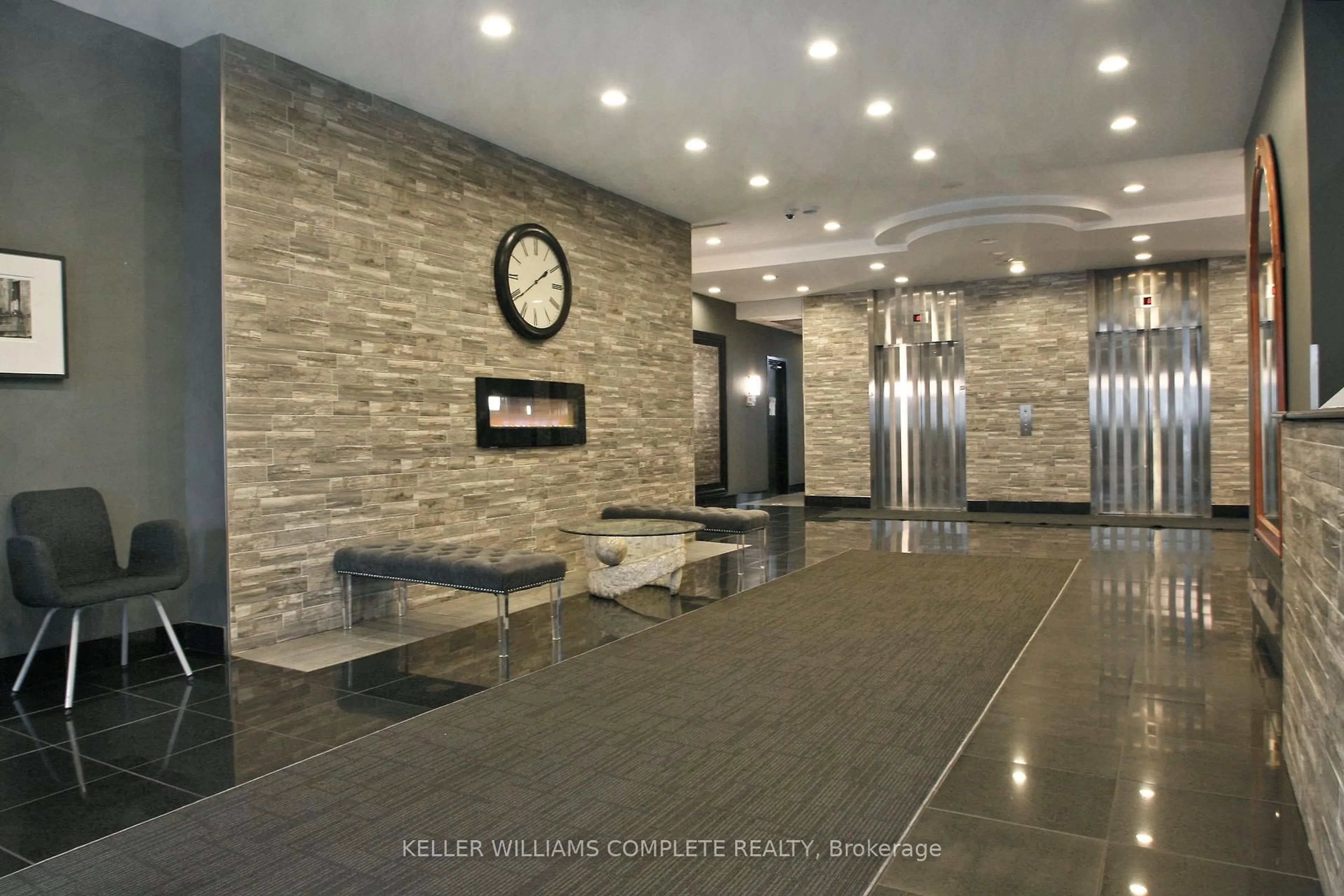Lobby for 135 James St #309, Hamilton Ontario L8P 2Z6