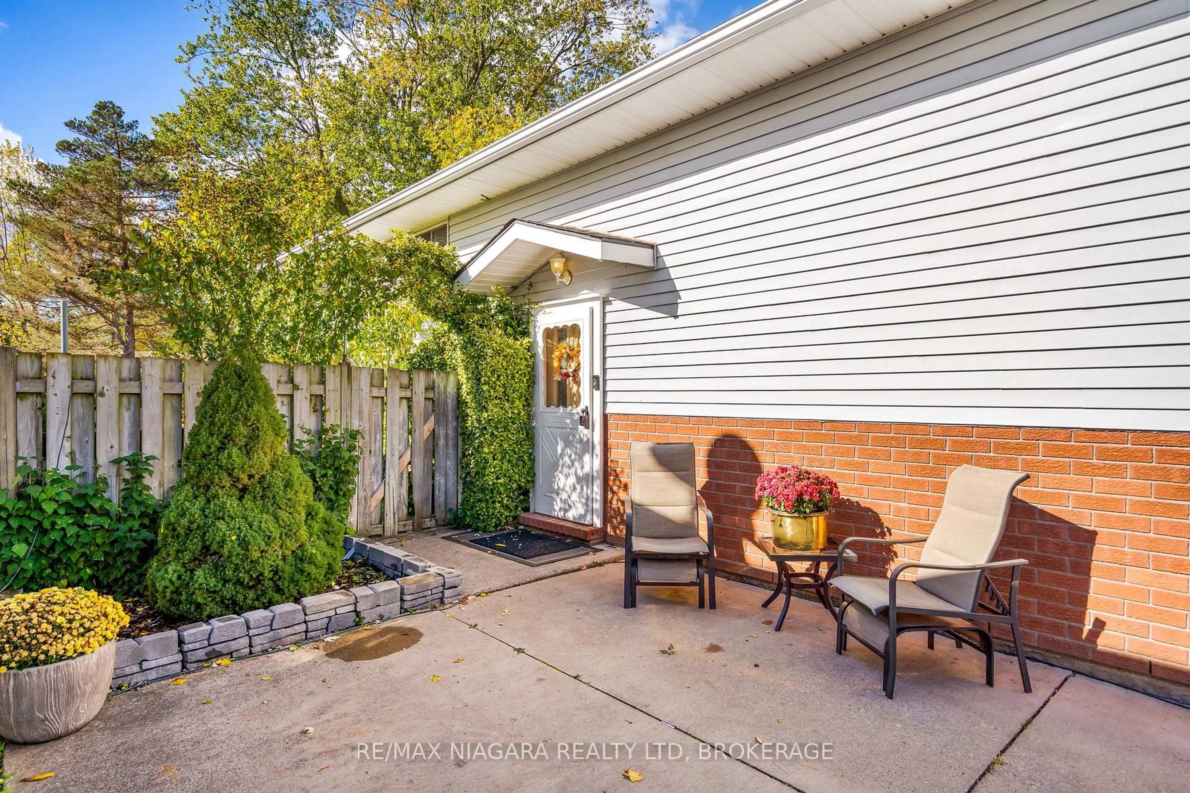 Unknown for 343 Helen St, Fort Erie Ontario L0S 1B0