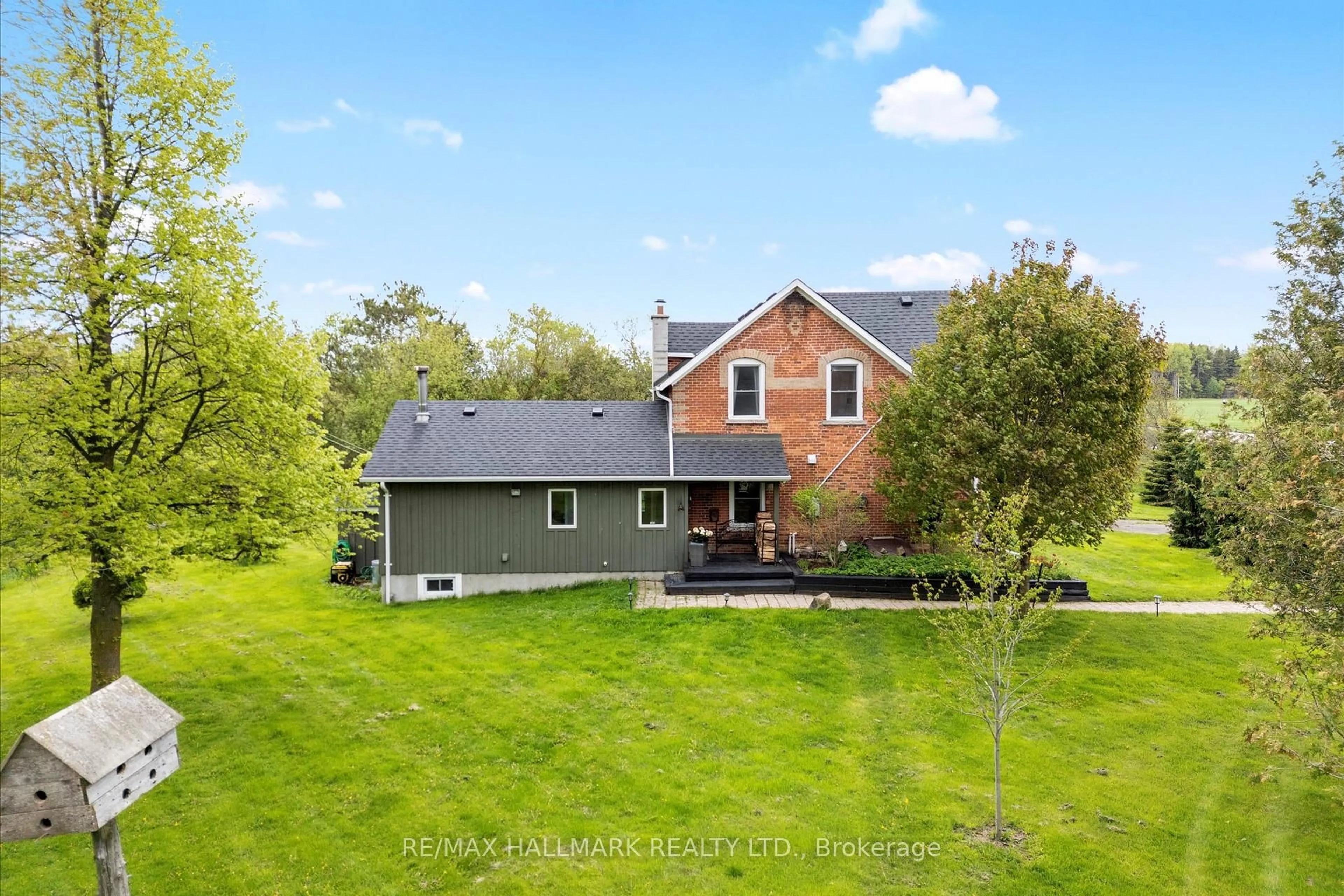 A pic from outside/outdoor area/front of a property/back of a property/a pic from drone, water/lake/river/ocean view for 473395 County Road 11, Amaranth Ontario L9W 0R3