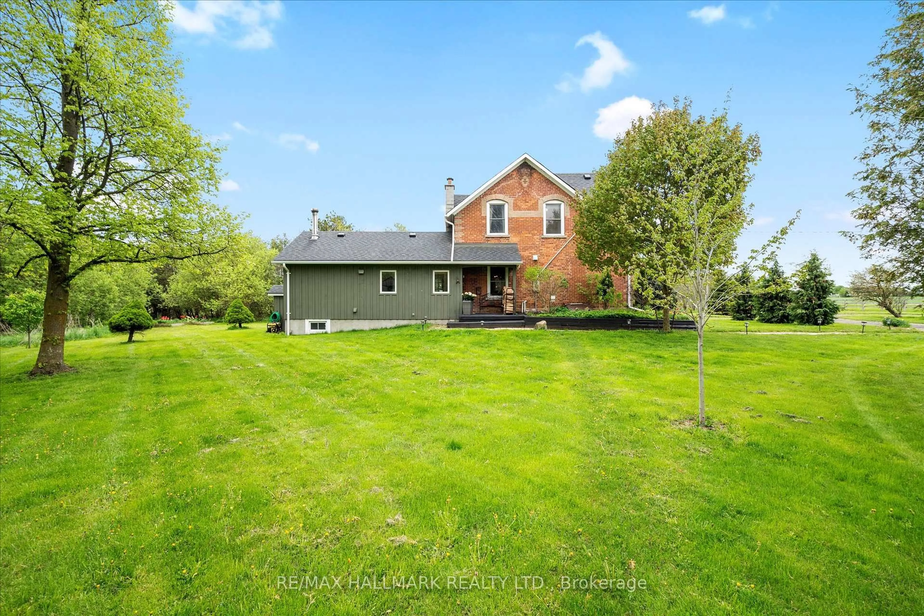 A pic from outside/outdoor area/front of a property/back of a property/a pic from drone, water/lake/river/ocean view for 473395 County Road 11, Amaranth Ontario L9W 0R3