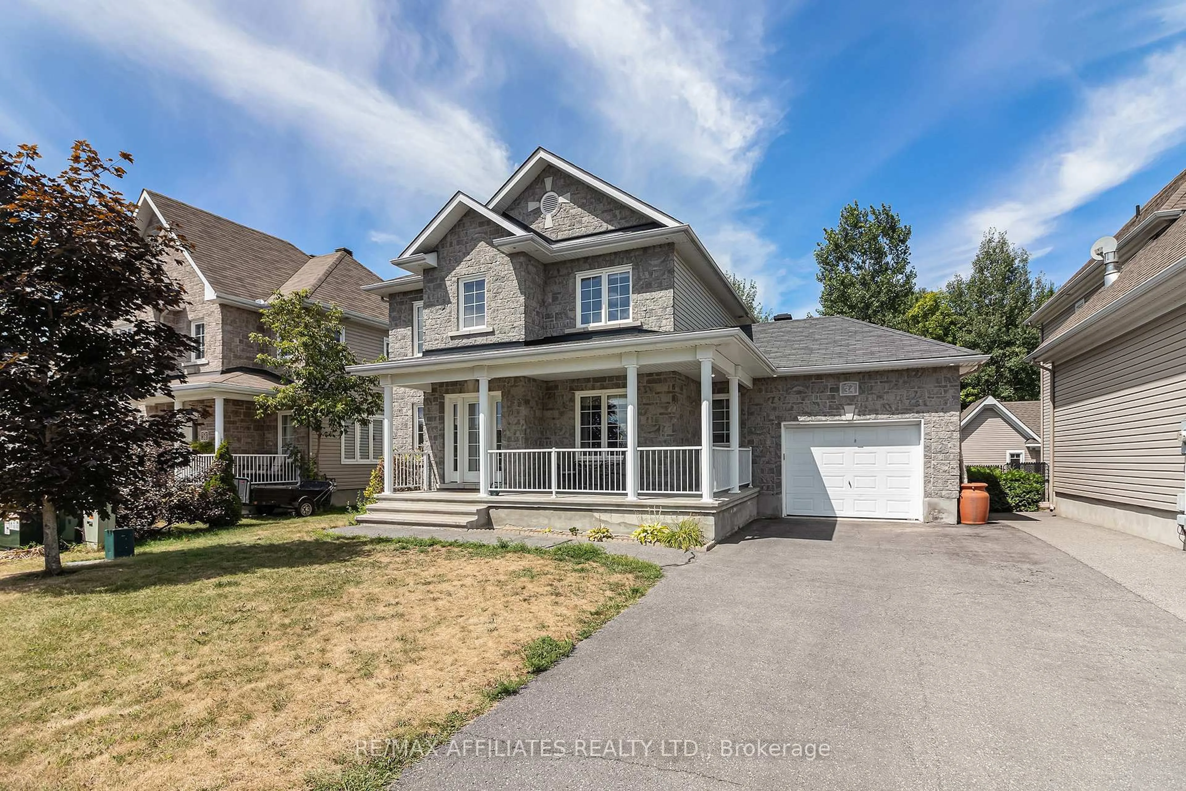 Home with vinyl exterior material, street for 34 Oasis St, The Nation Ontario K0A 2M0