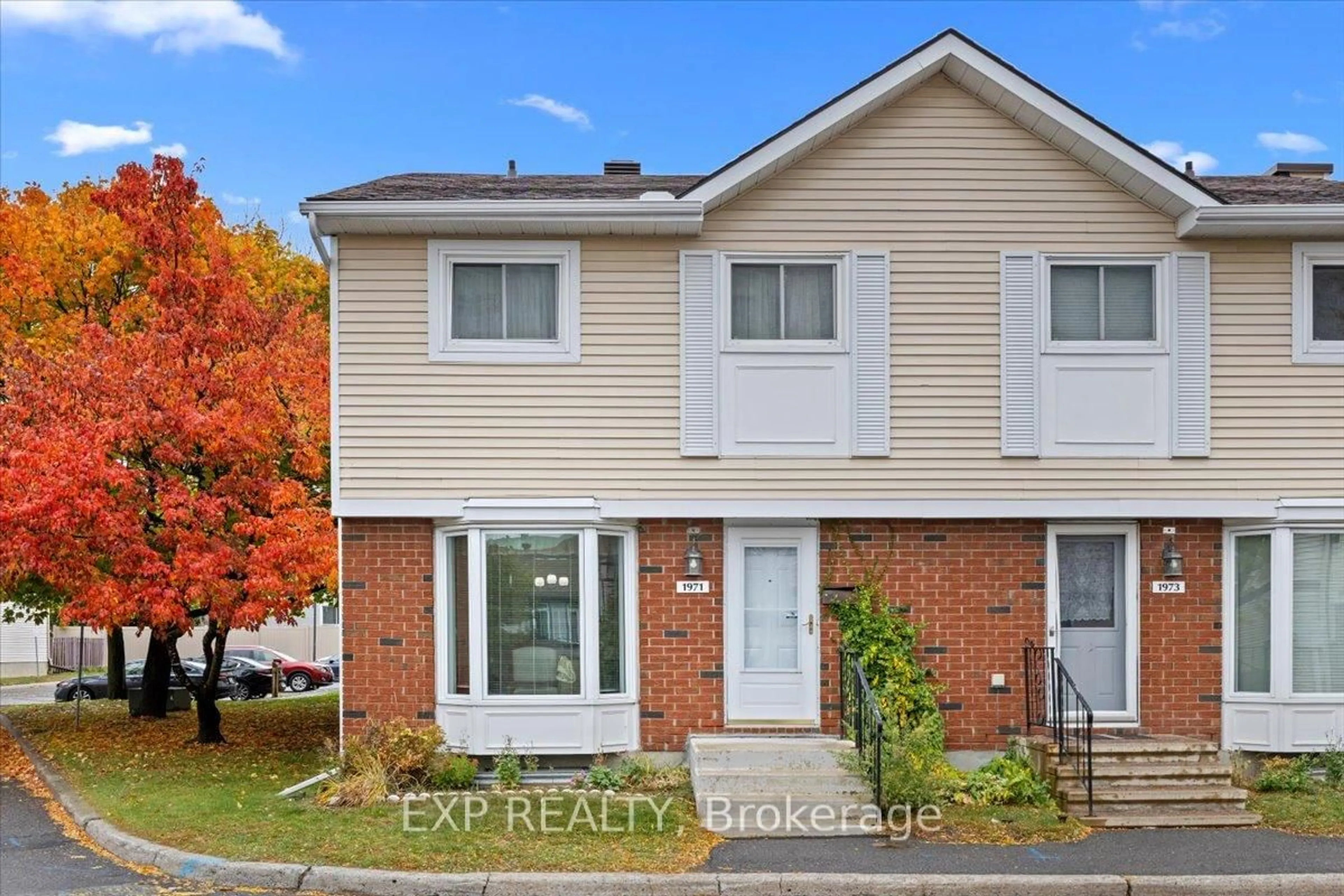 Unknown for 1971 Greenvale Lane, Ottawa Ontario K1C 6E3
