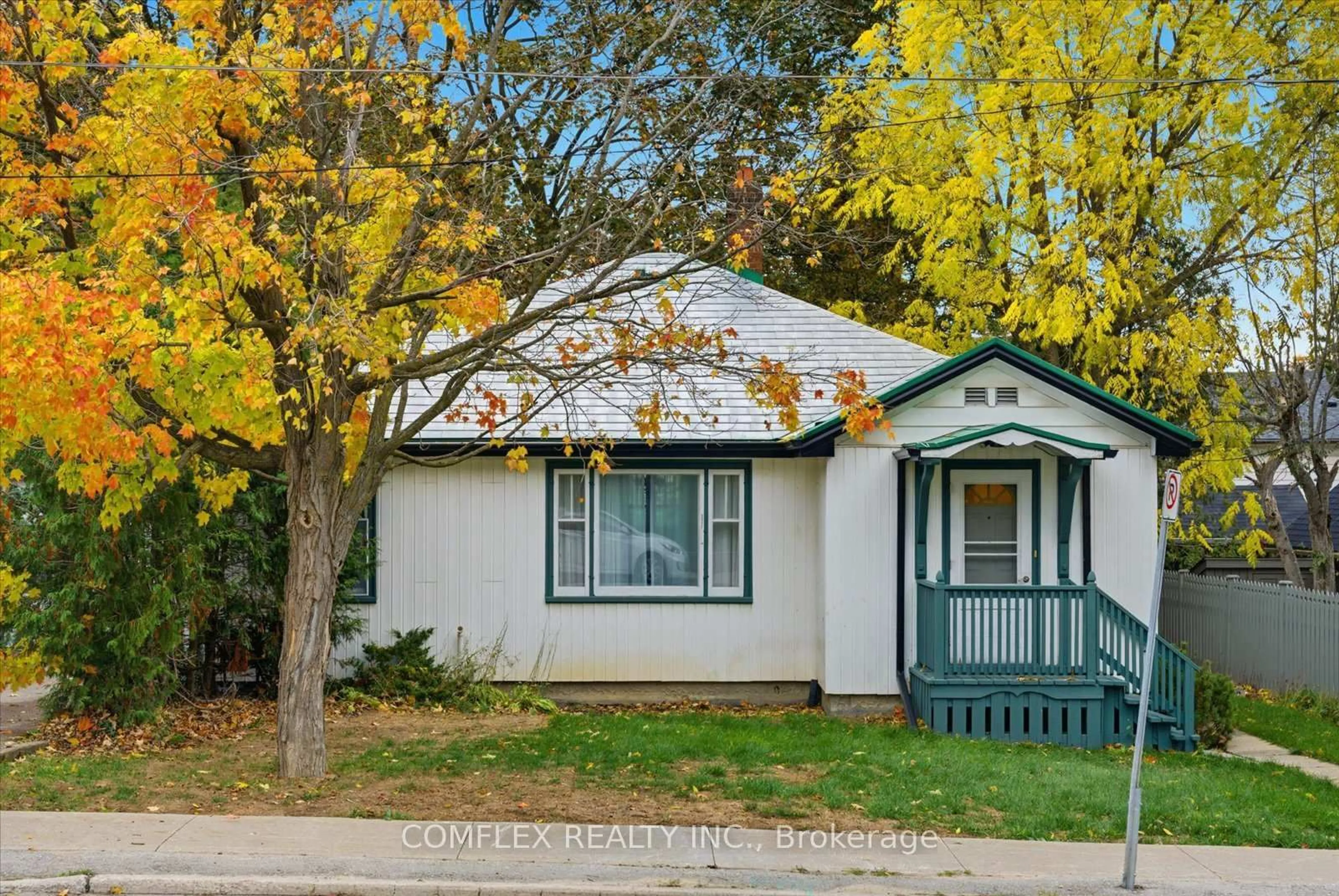 Home with vinyl exterior material, street for 68 Cambridge St, Kawartha Lakes Ontario K9E 4V1