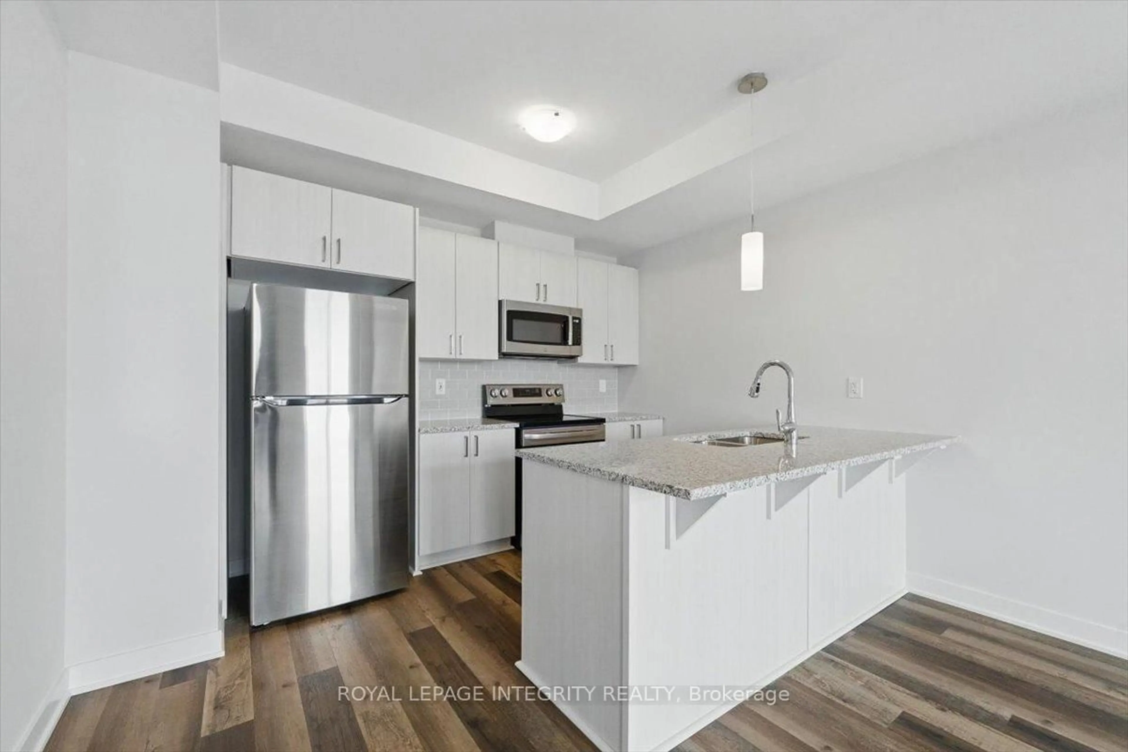 Open concept kitchen, unknown for 541 LOURMARIN Private, Ottawa Ontario K4A 5M2