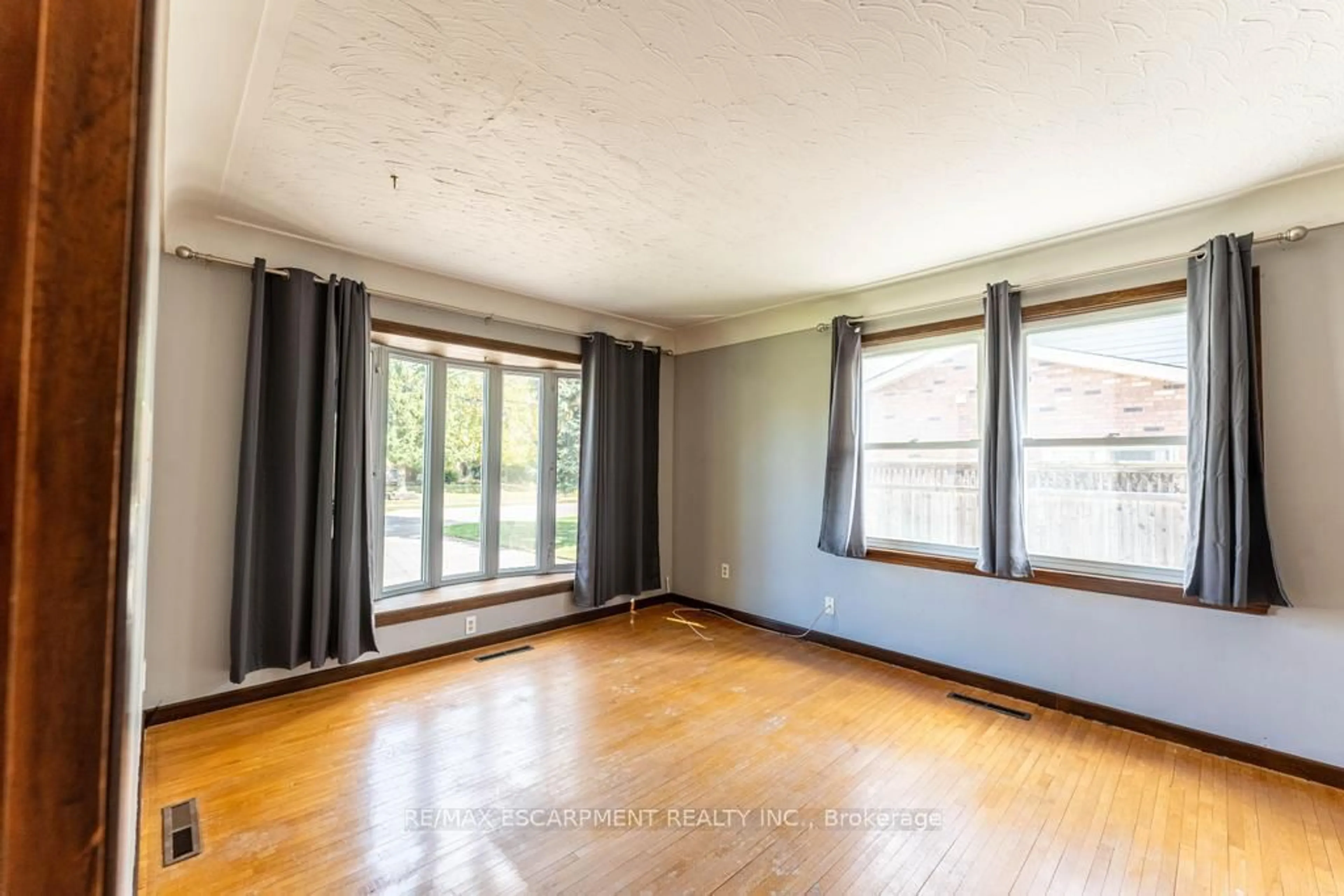 A pic of a room for 24 Hilda St, Welland Ontario L3C 3N2