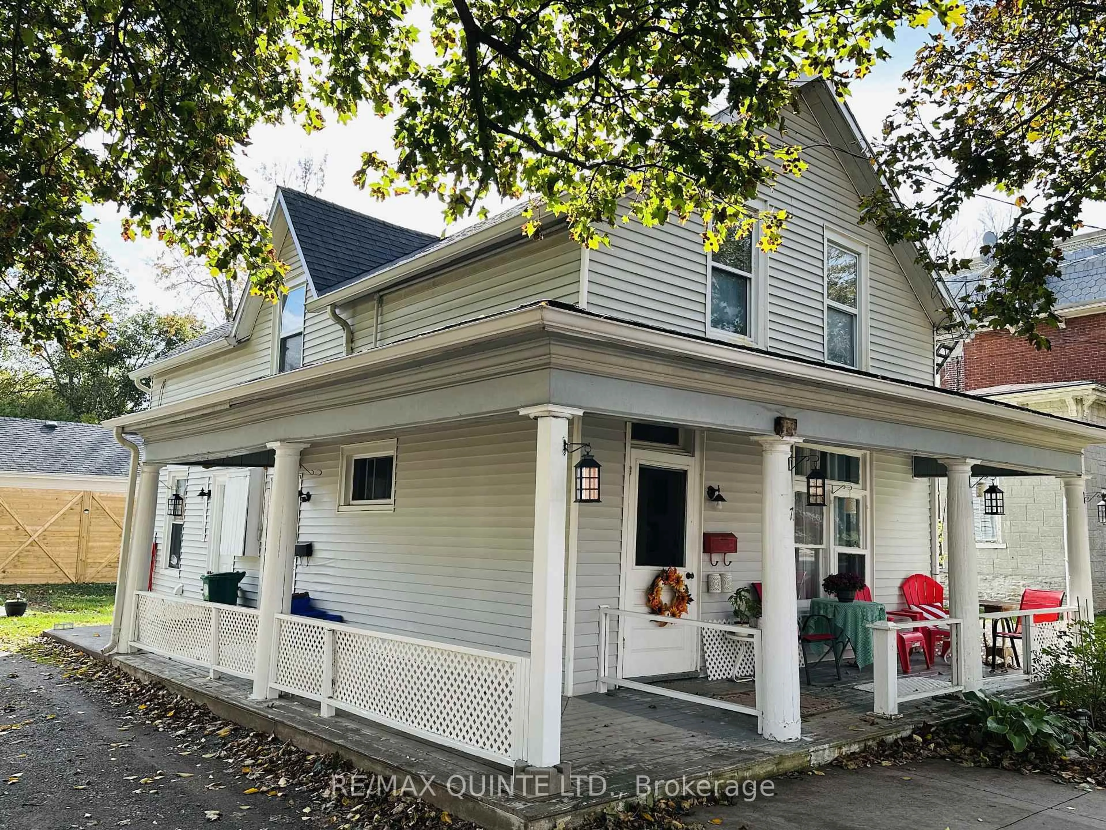 Unknown for 73/75 QUEEN St, Belleville Ontario K8N 3M3