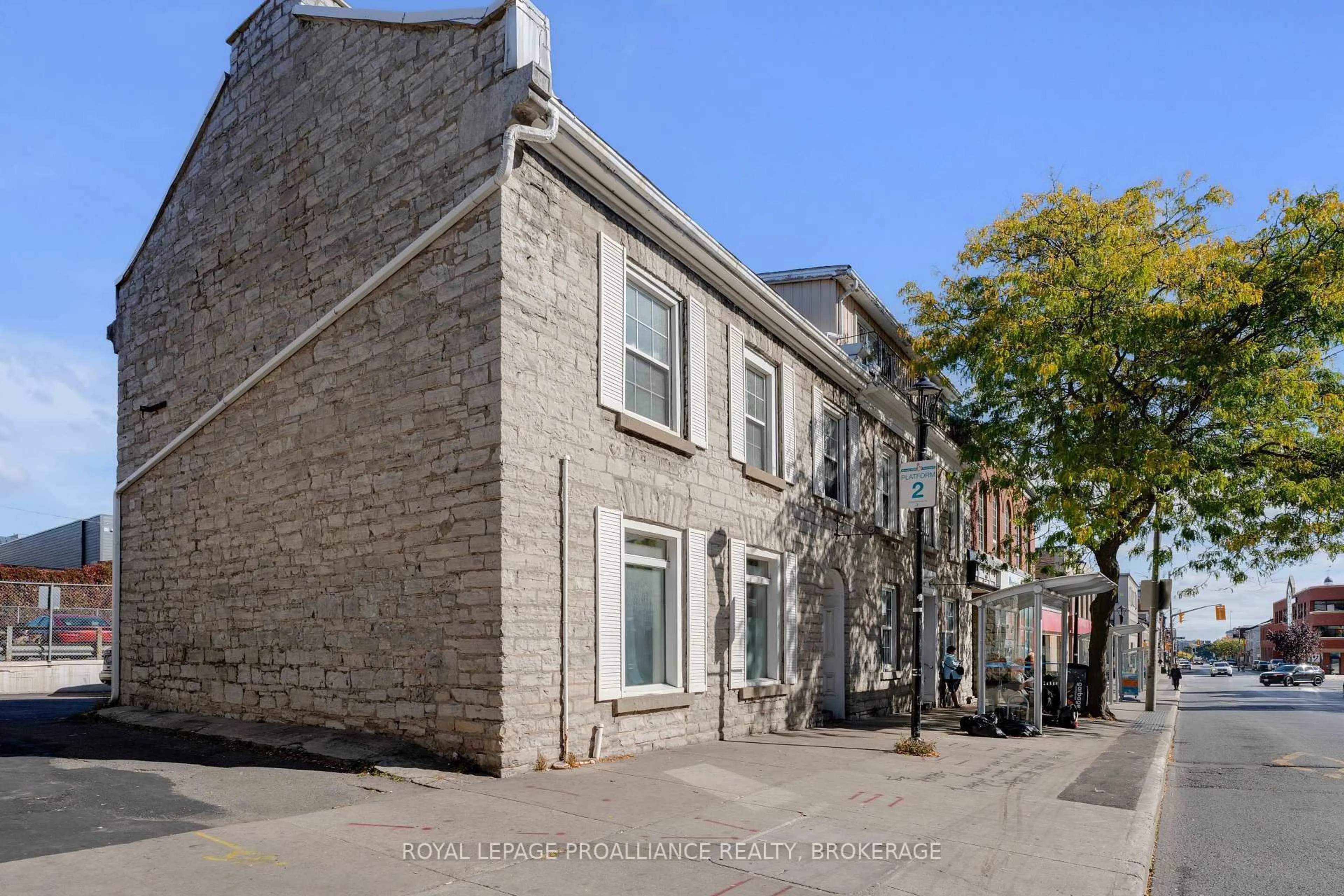 Unknown for 153-155 Brock St, Kingston Ontario K7L 1S2