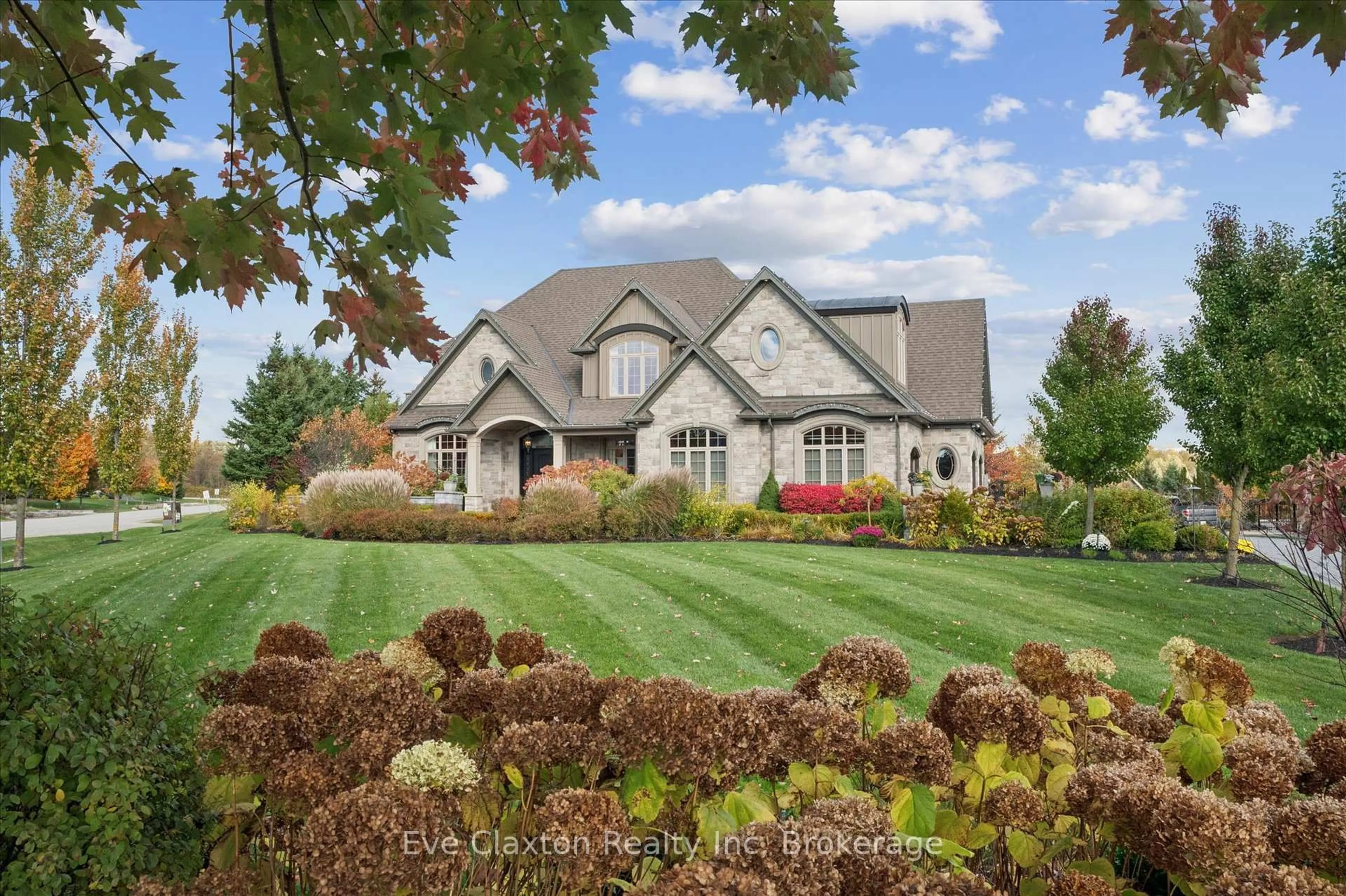 Home with brick exterior material, unknown for 95 Old Ruby Lane, Puslinch Ontario N0B 2J0