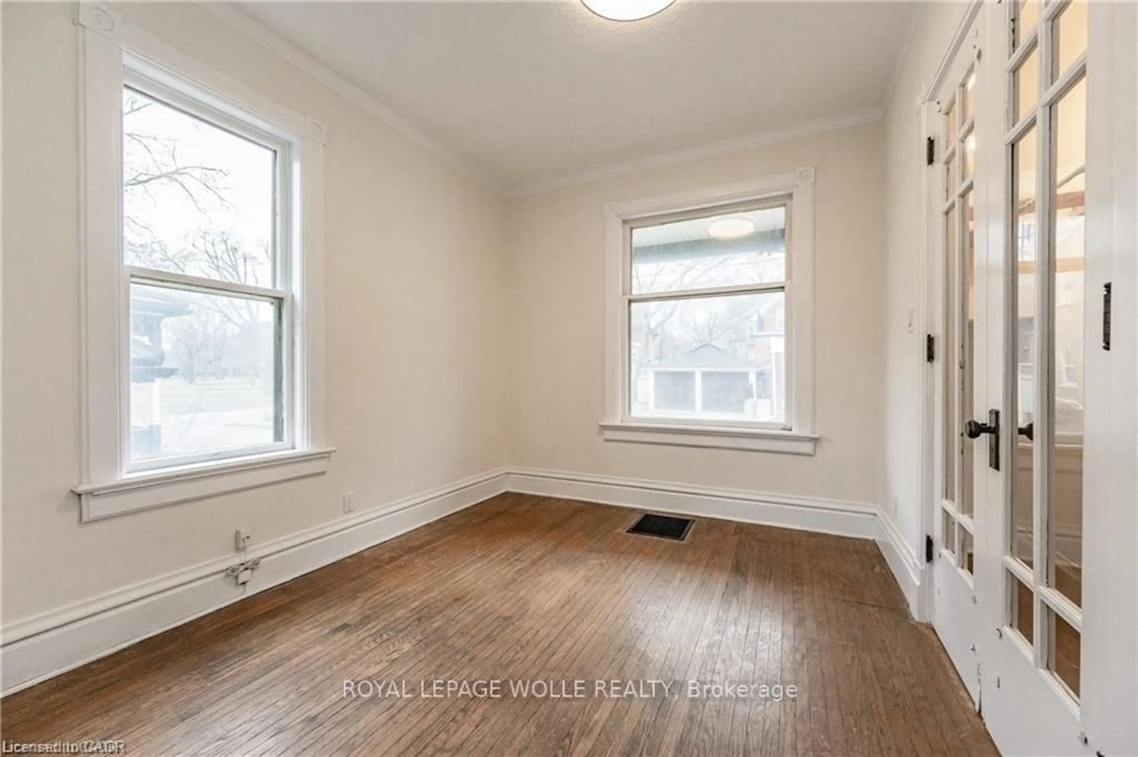 A pic of a room for 17 Hilda Pl, Kitchener Ontario N2G 1K4