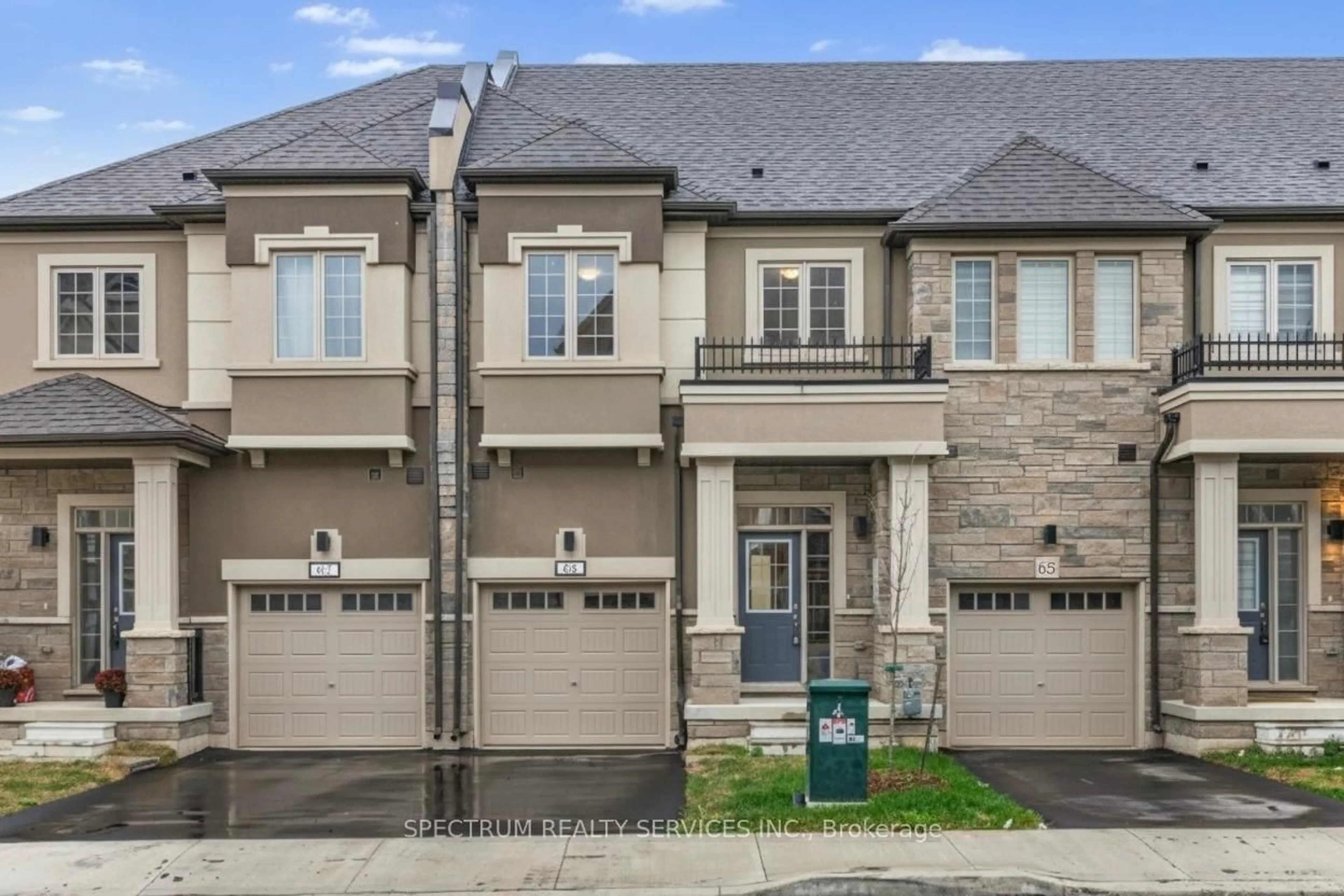 Home with brick exterior material, street for 305 Garner Rd #66, Hamilton Ontario L9G 3K9