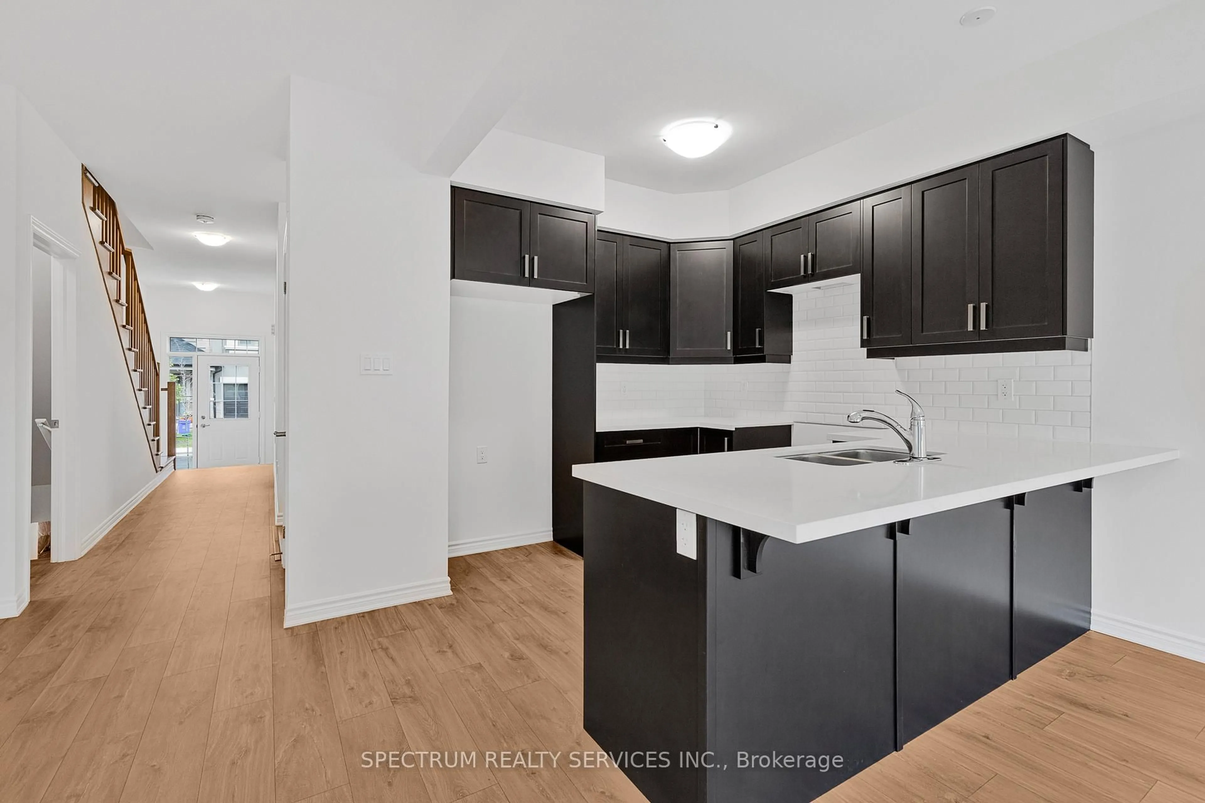 Standard kitchen, unknown for 305 Garner Rd #66, Hamilton Ontario L9G 3K9