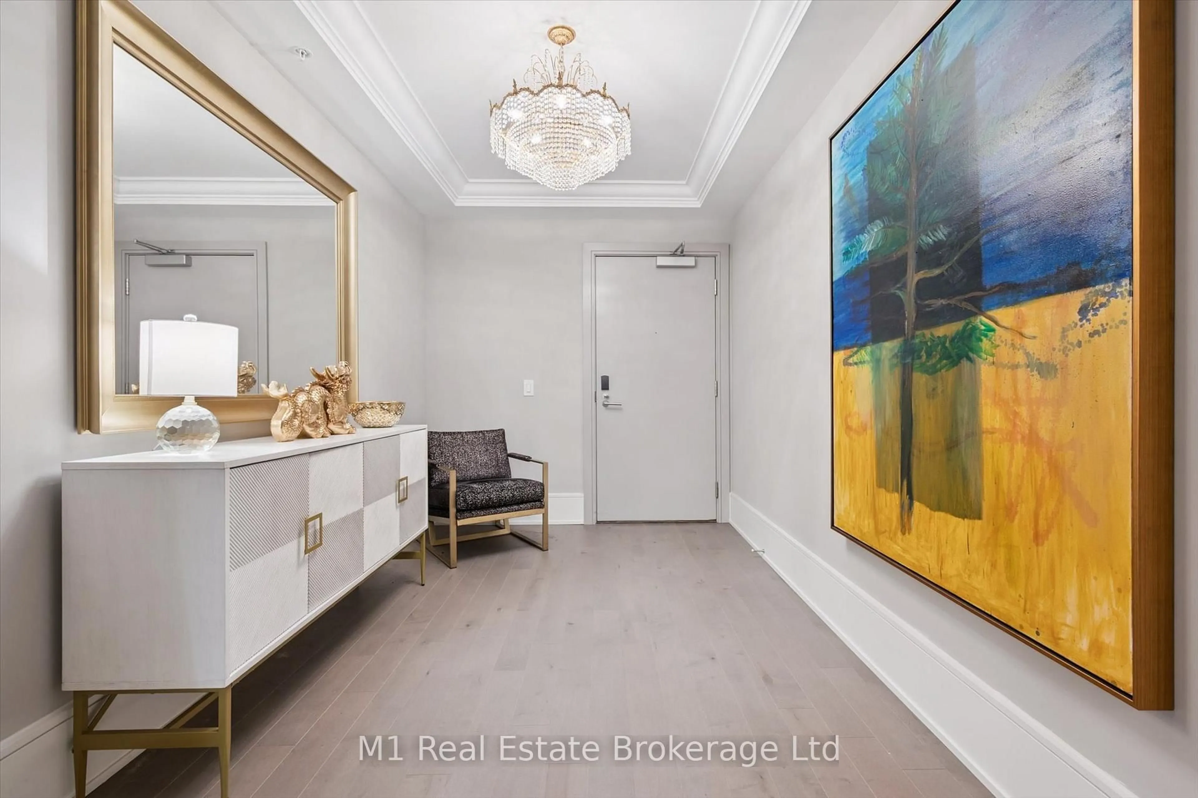 Indoor foyer for 73 ARTHUR St #RRC1, Guelph Ontario N1E 0S6