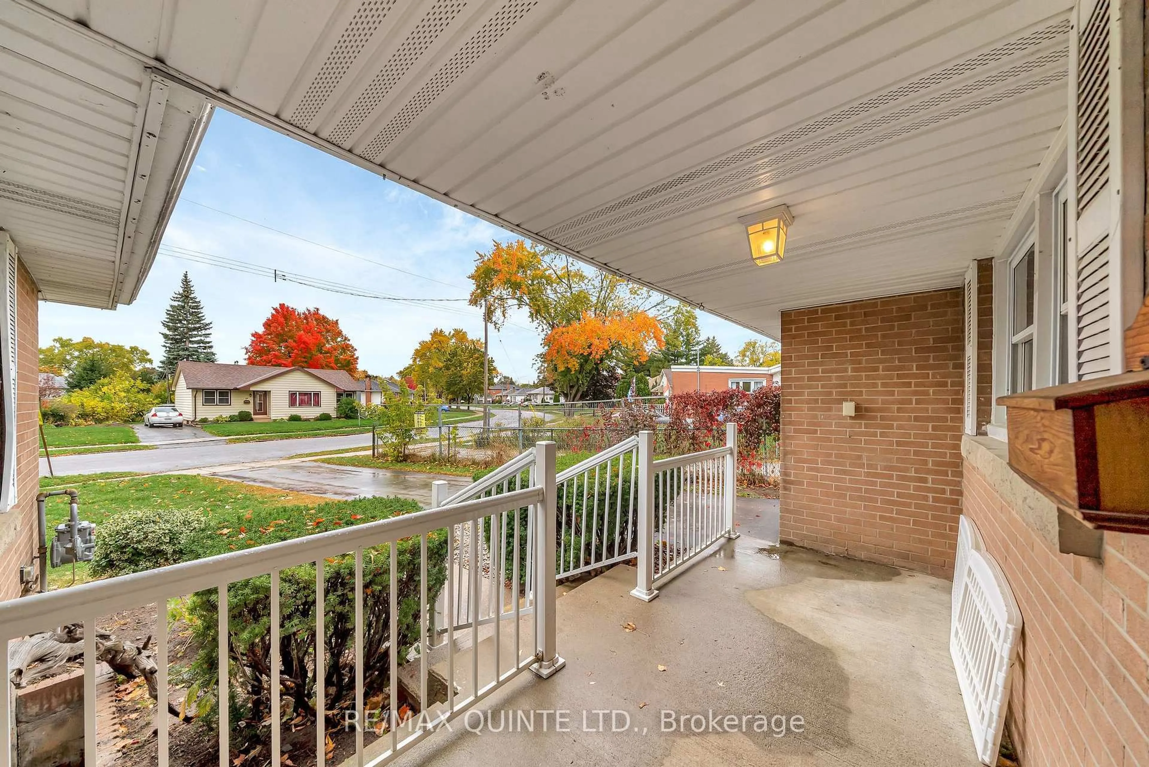 Patio, street for 94 Hastings Dr, Belleville Ontario K8N 1J5