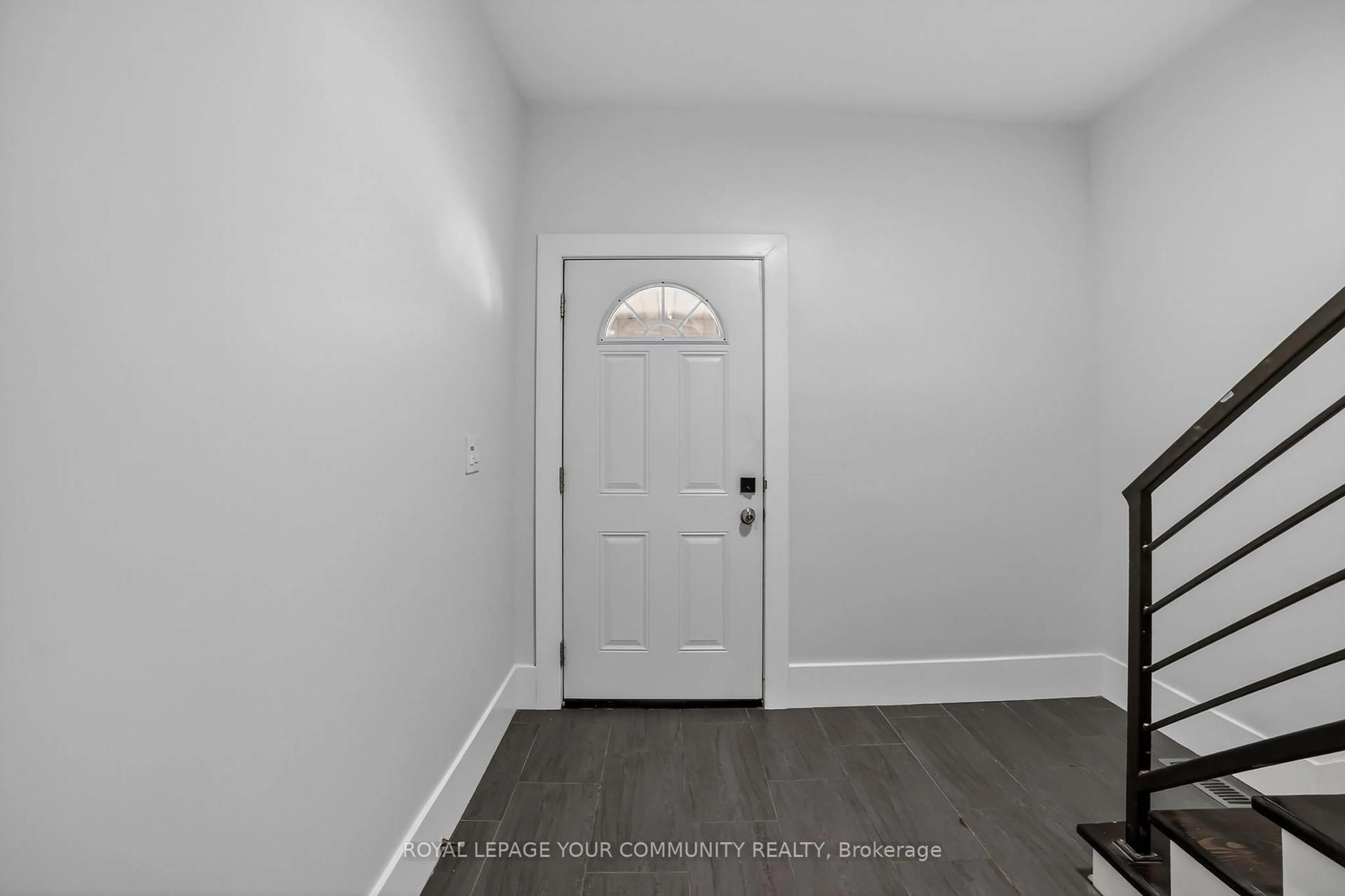 Indoor entryway for 97 Garfield Ave, Hamilton Ontario L8M 2S3