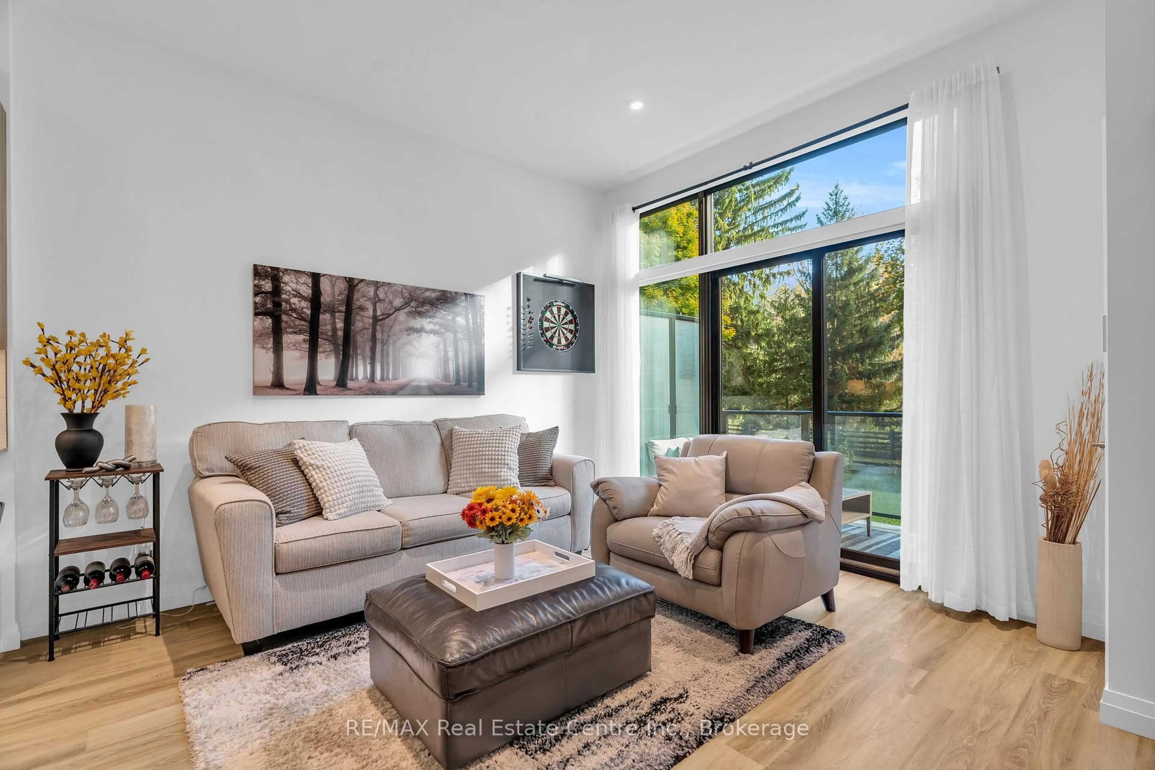 Living room with furniture, unknown for 525 New Dundee Rd #101, Kitchener Ontario N2P 0K8