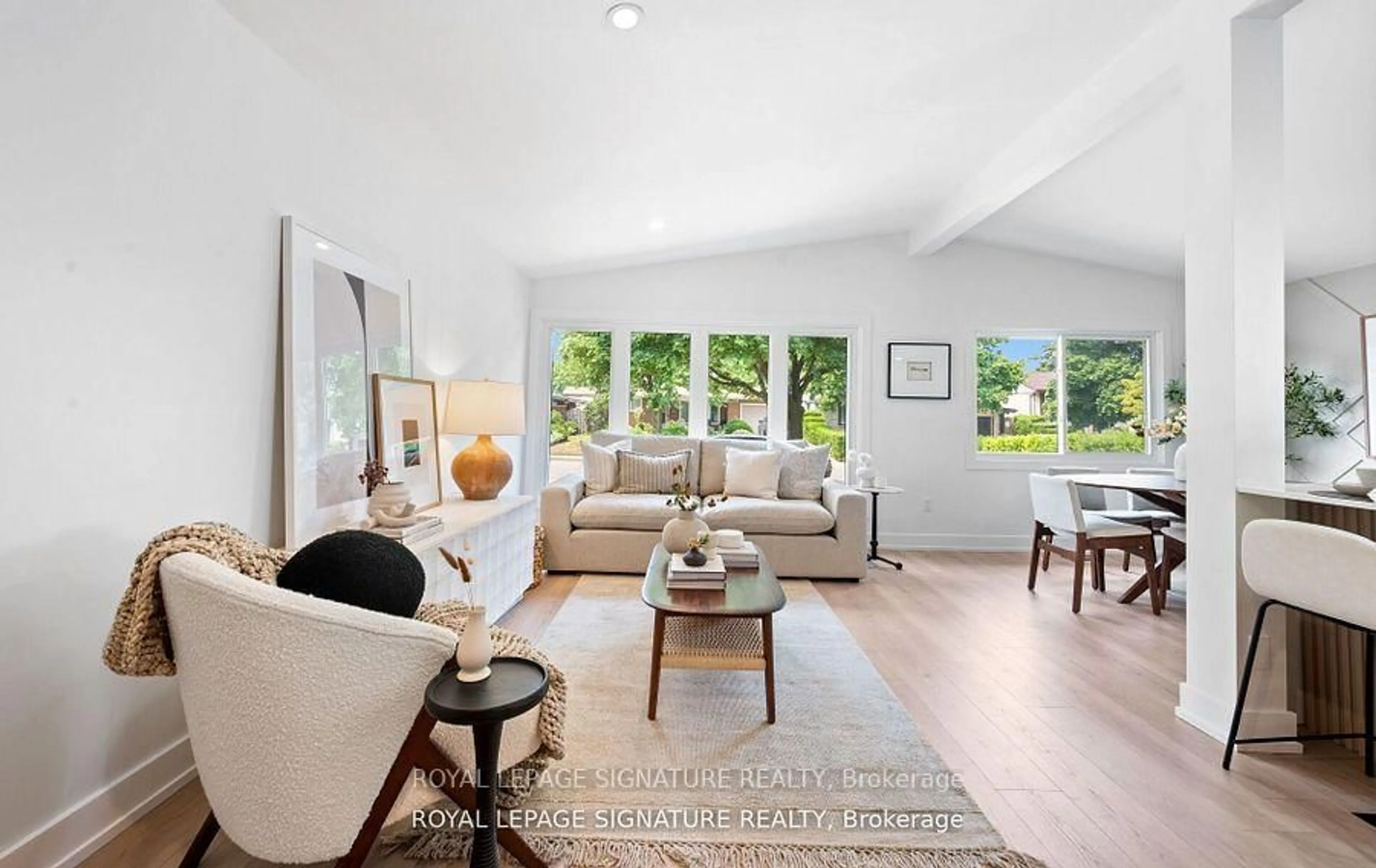 Living room with furniture, unknown for 105 Lilacside Dr, Hamilton Ontario L8V 2L8