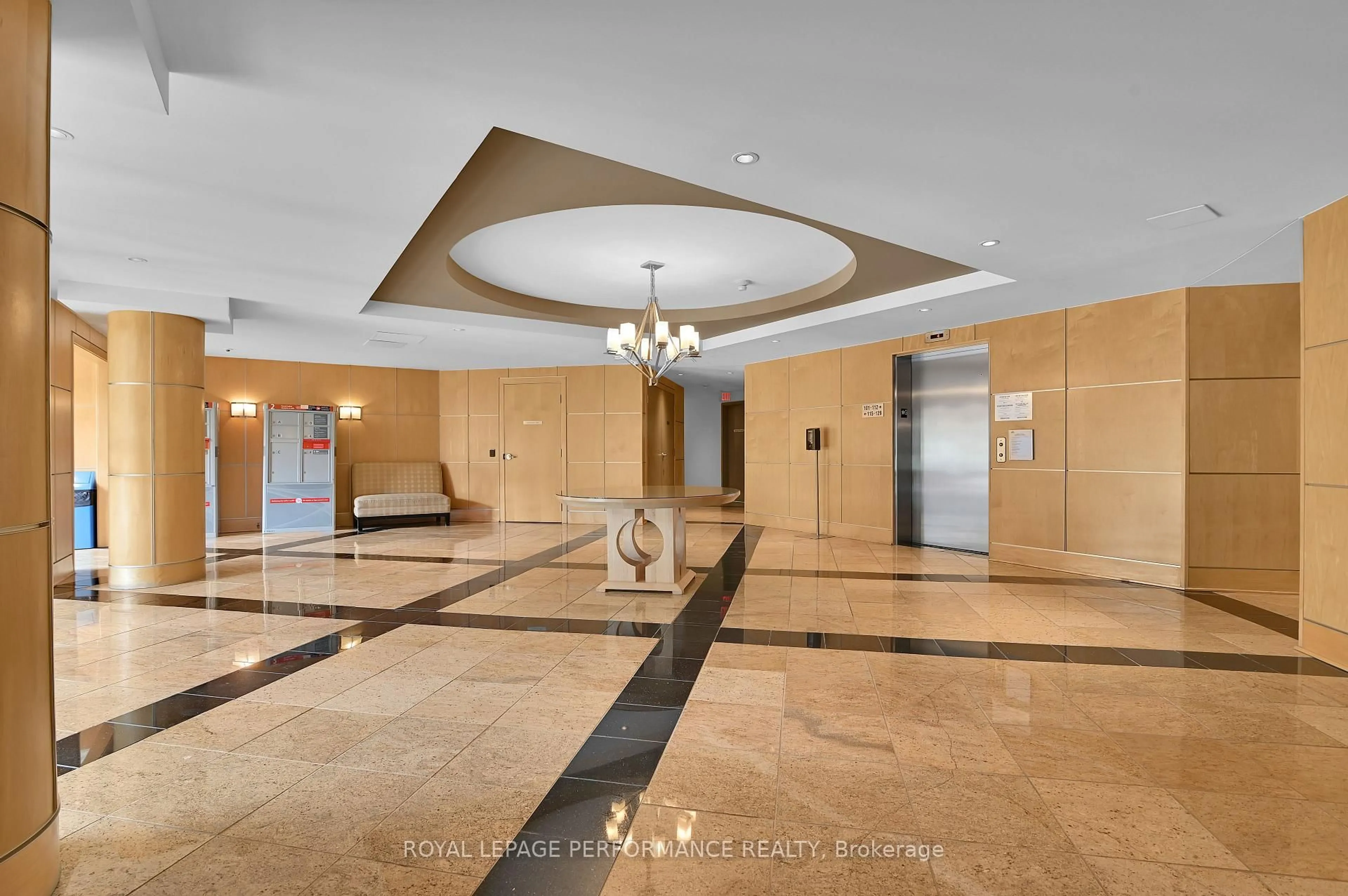 Lobby for 205 Bolton St #229, Ottawa Ontario K1N 1K7