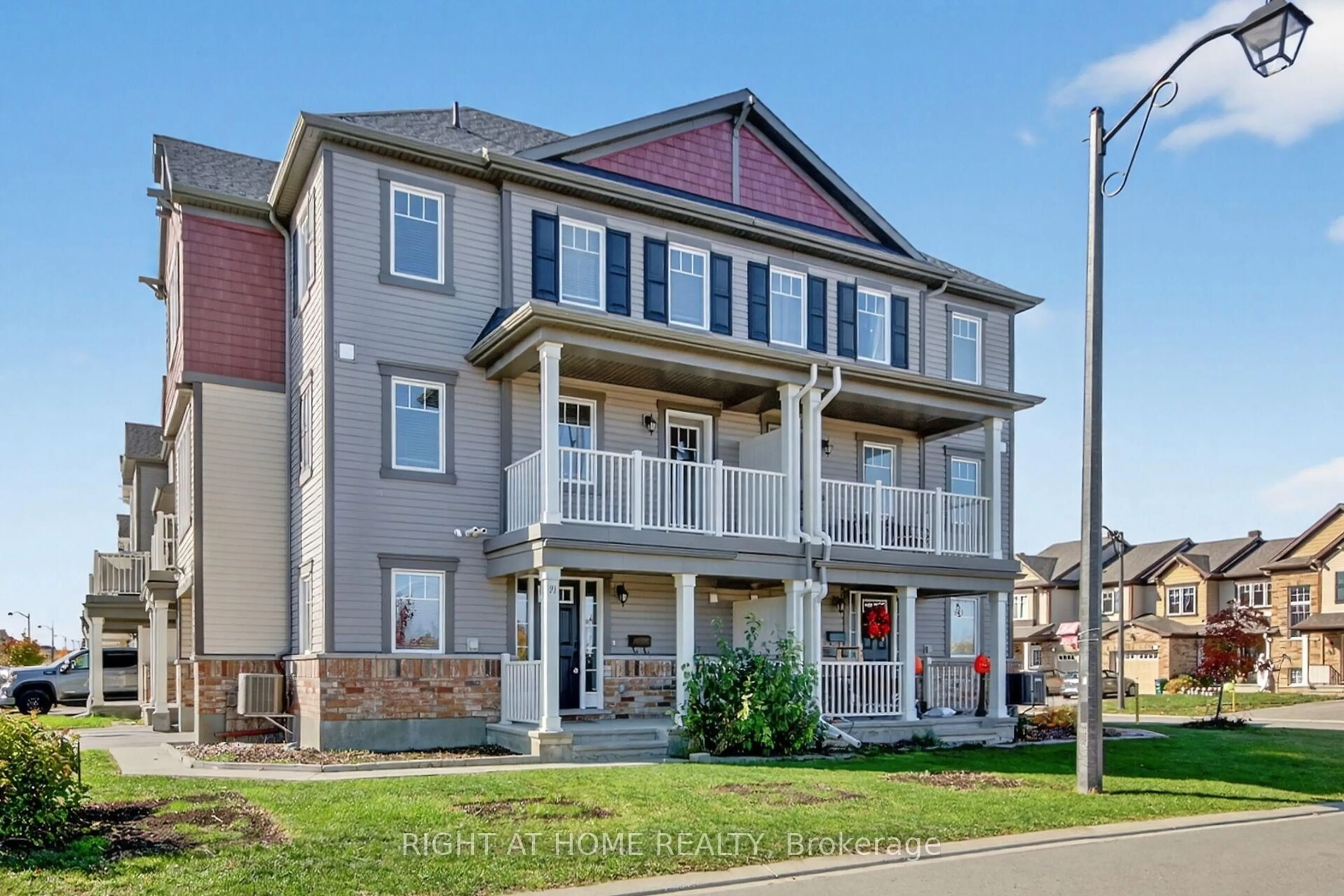 Unknown for 91 Buffalograss Cres, Ottawa Ontario K2J 6H5