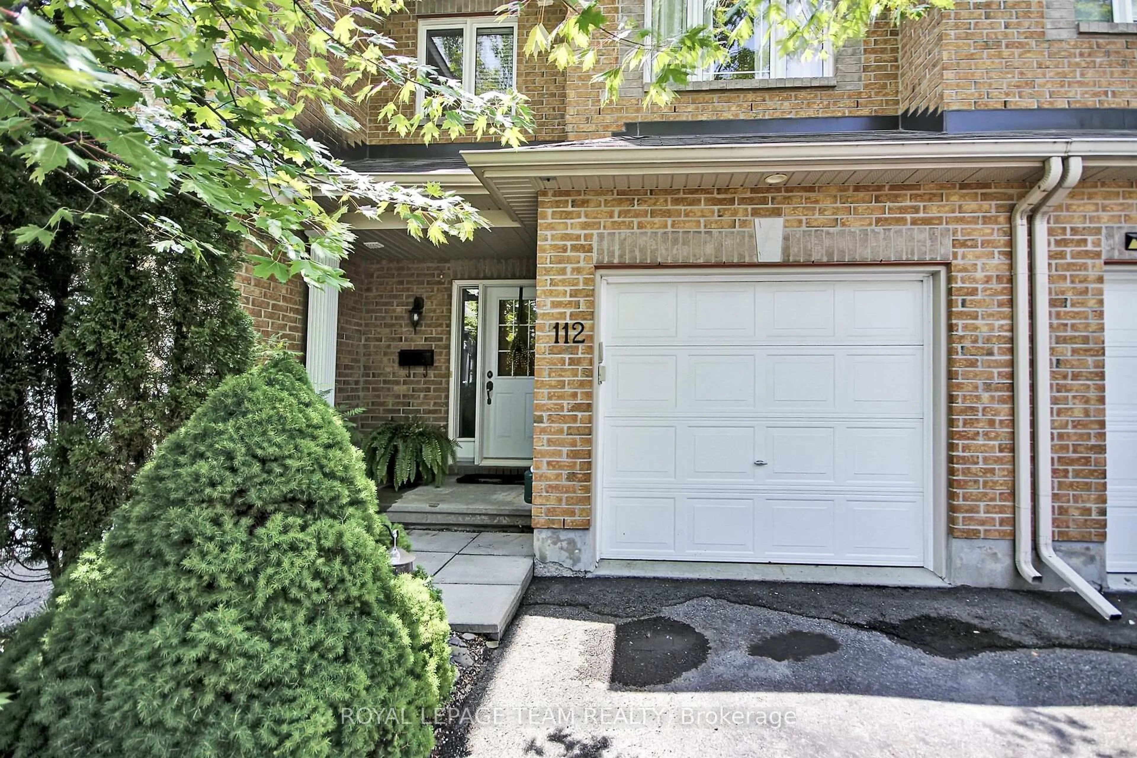 Unknown for 112 Talltree Cres, Ottawa Ontario K2S 0A9