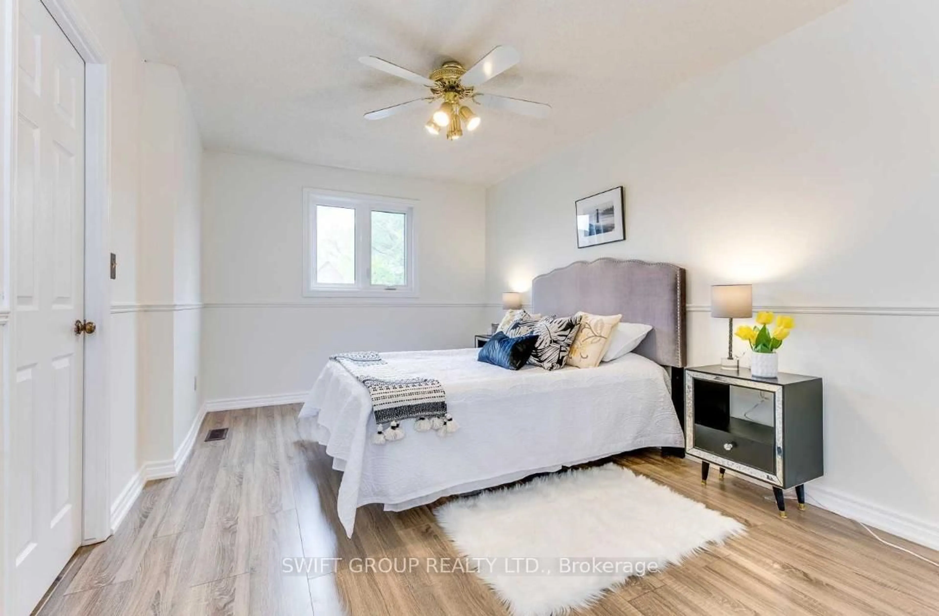 A pic of a room for 3 Perthshire Crt, Hamilton Ontario L9K 1R6