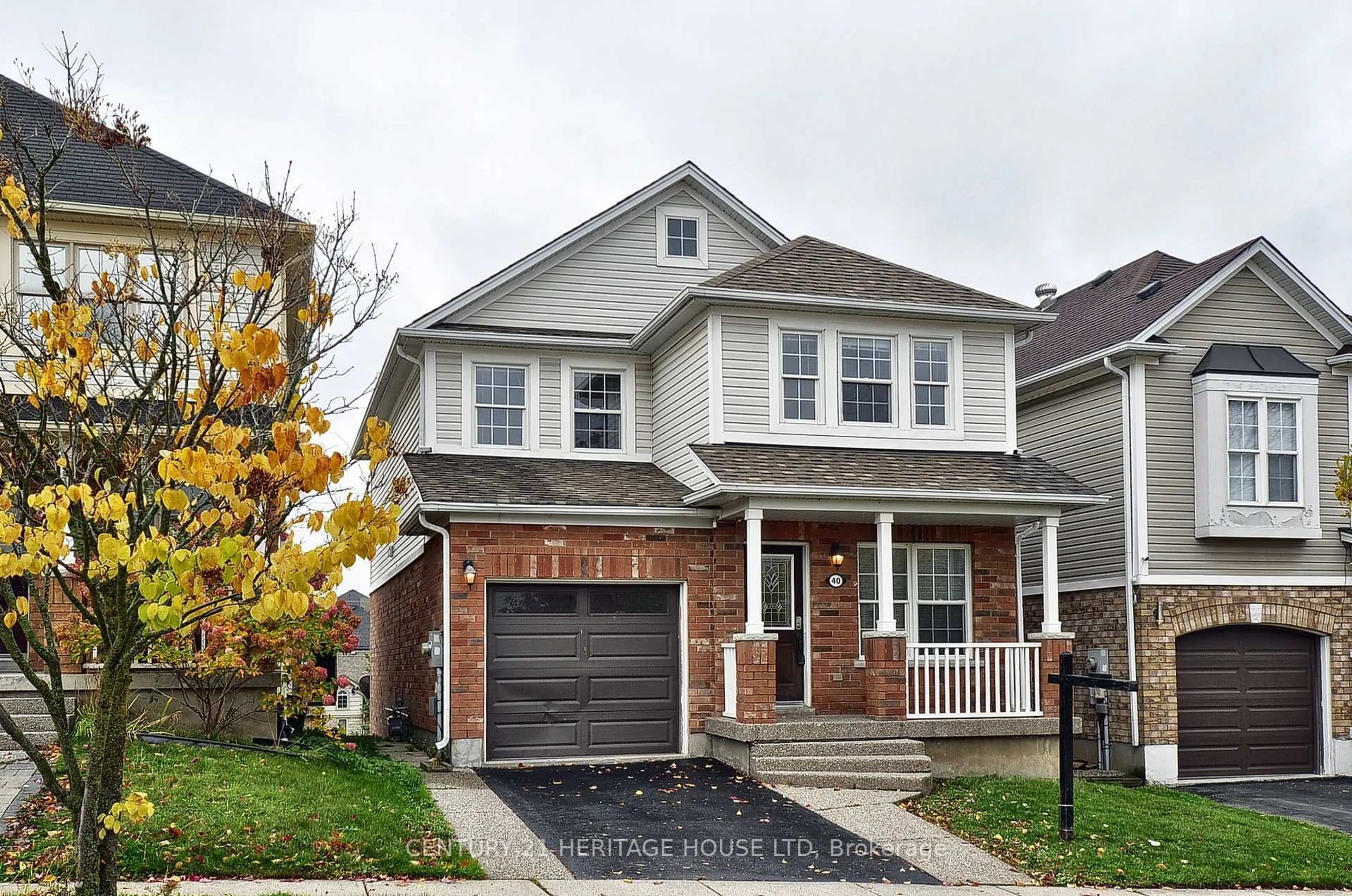 Home with brick exterior material, street for 40 Swift Cres, Cambridge Ontario N1P 1J9