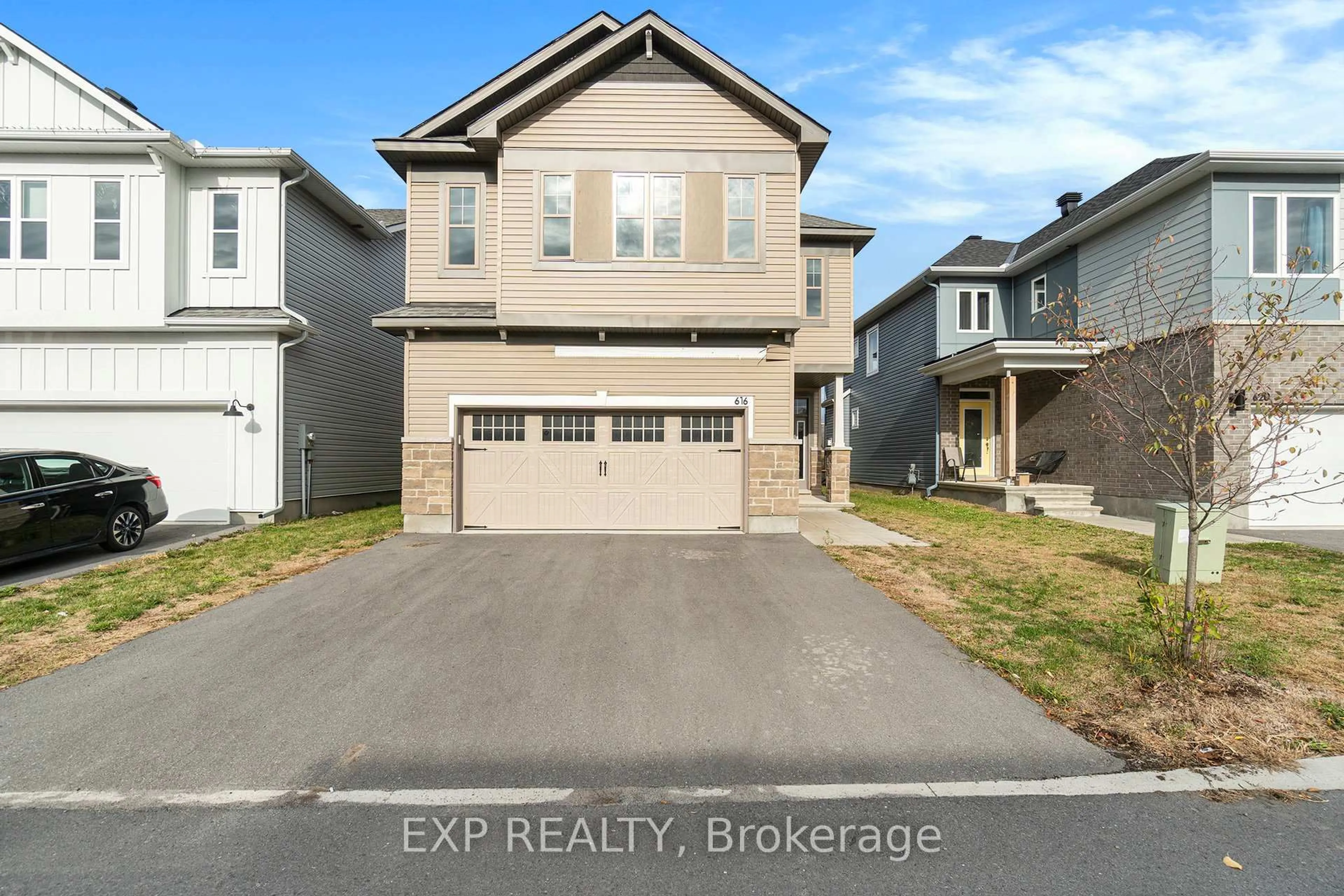A pic from outside/outdoor area/front of a property/back of a property/a pic from drone, street for 616 Enclave Lane, Clarence-Rockland Ontario K4K 0M8