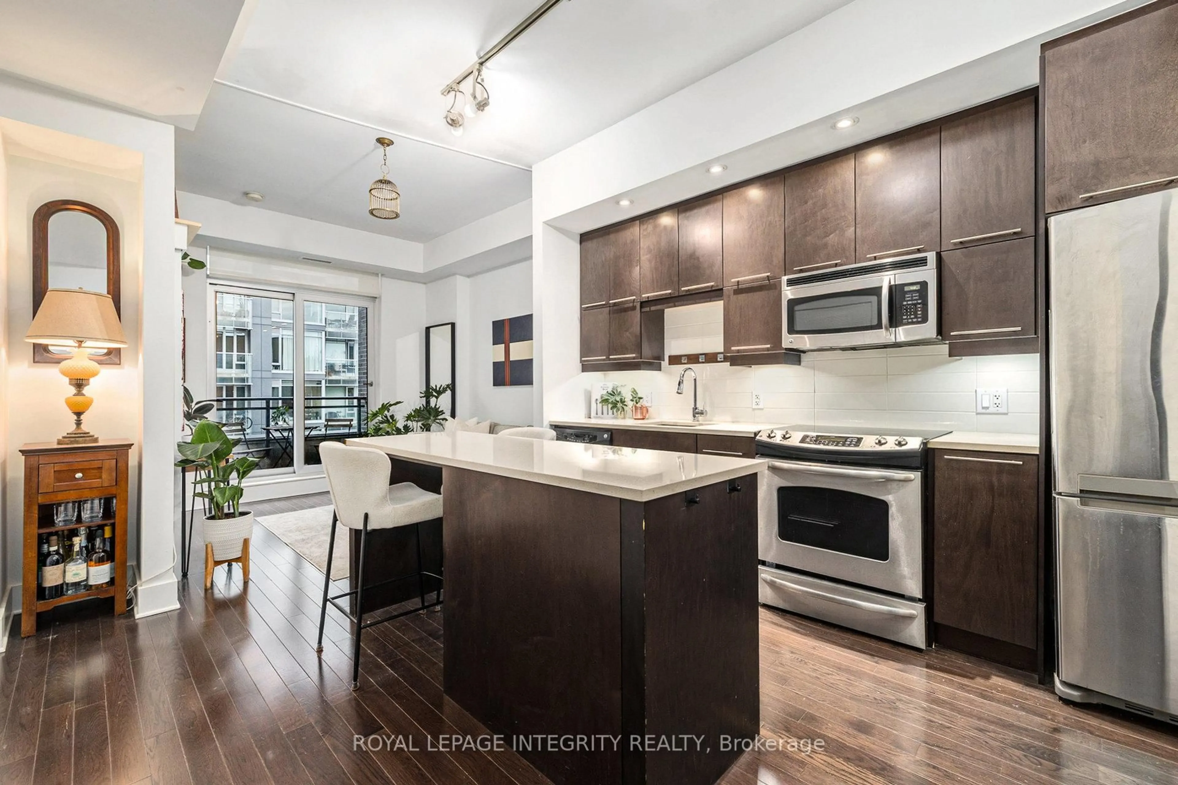 Open concept kitchen, unknown for 101 Richmond Rd #615, Ottawa Ontario K1Z 0A6