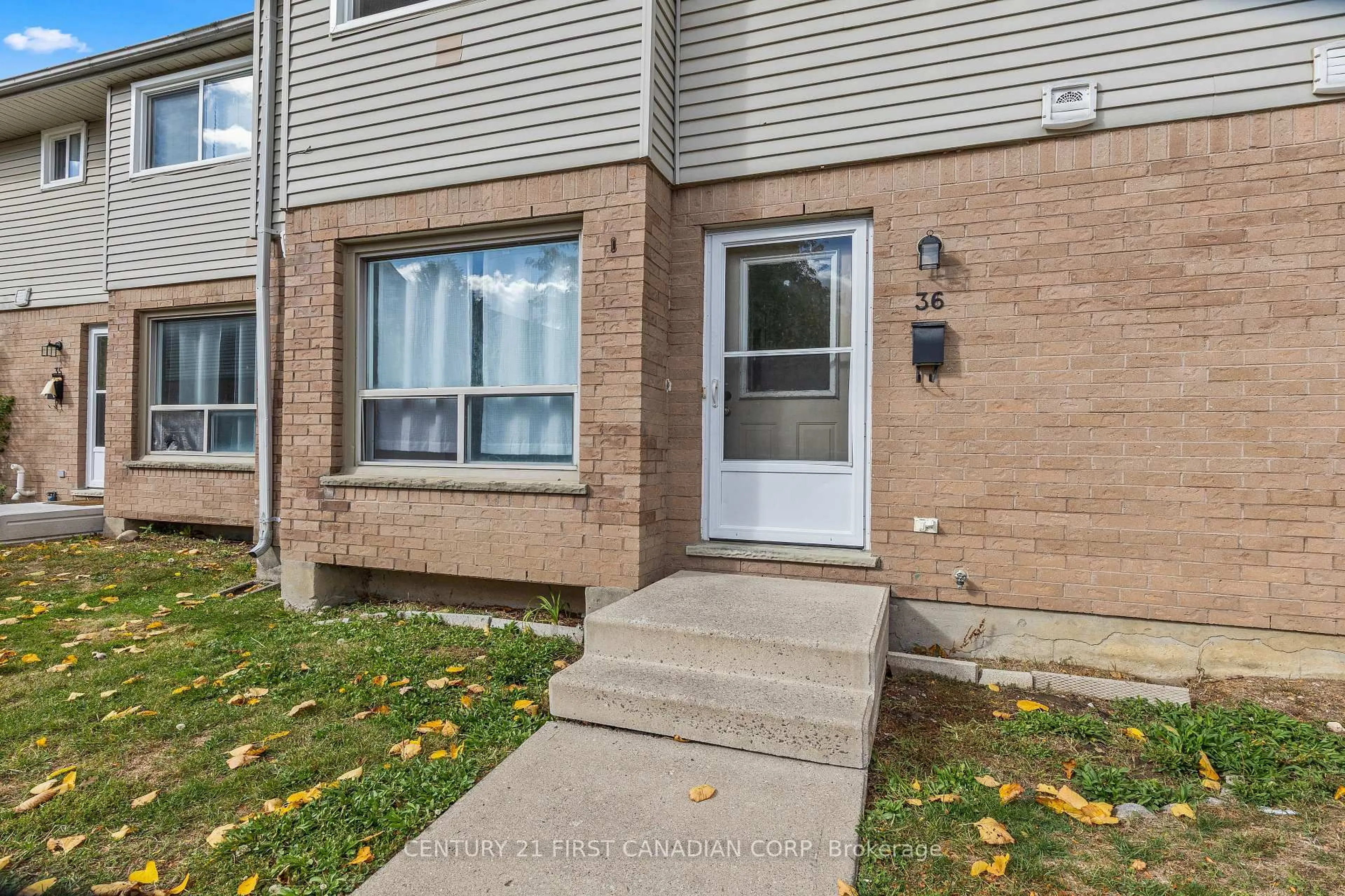 Unknown for 595 THIRD St #36, London East Ontario N6B 1R4