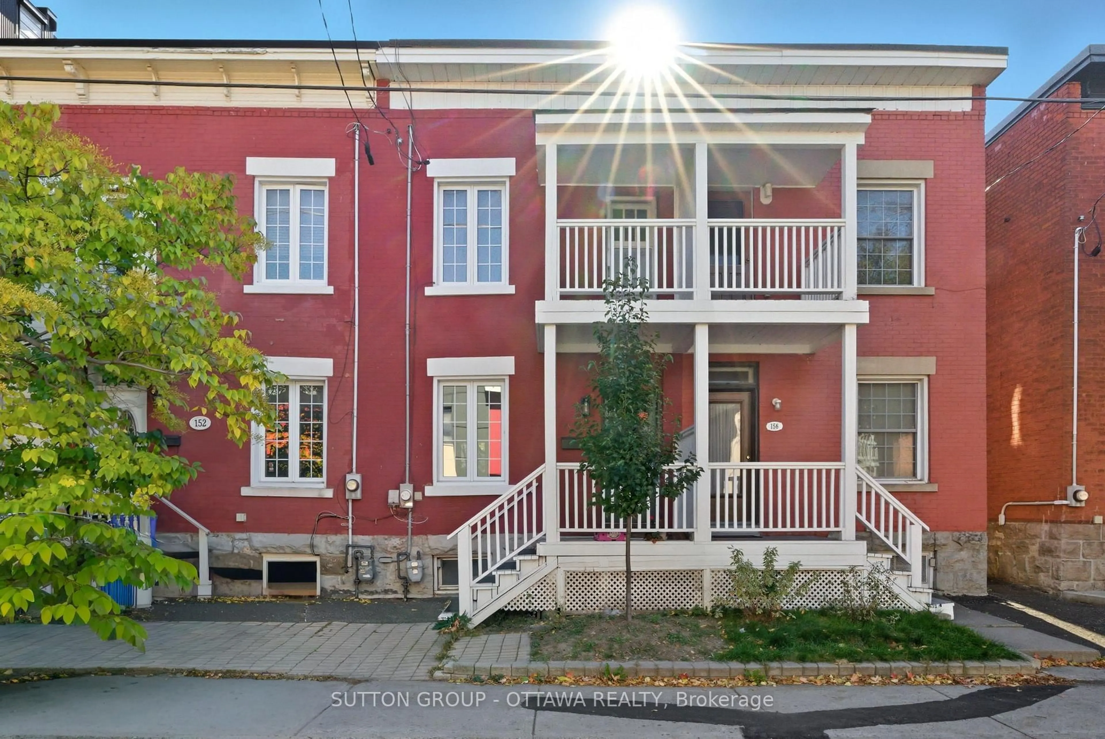 Patio, street for 154 Arlington Ave, Ottawa Ontario K1R 5S7
