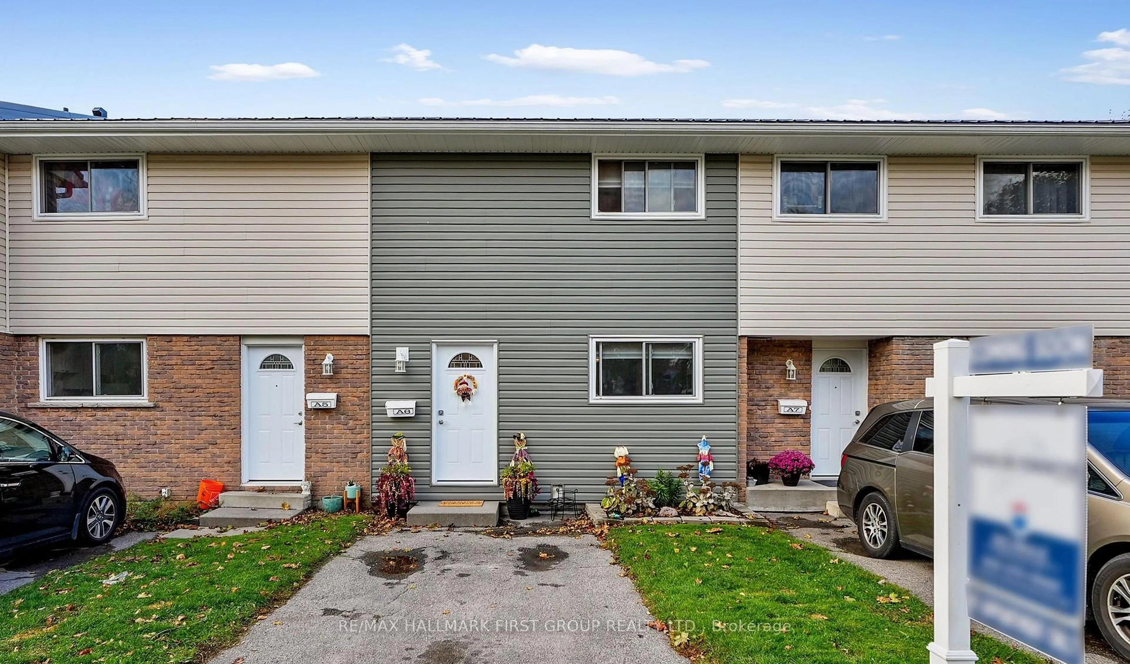 Home with vinyl exterior material, street for 400 Westwood Dr #A6, Cobourg Ontario K9A 2B6