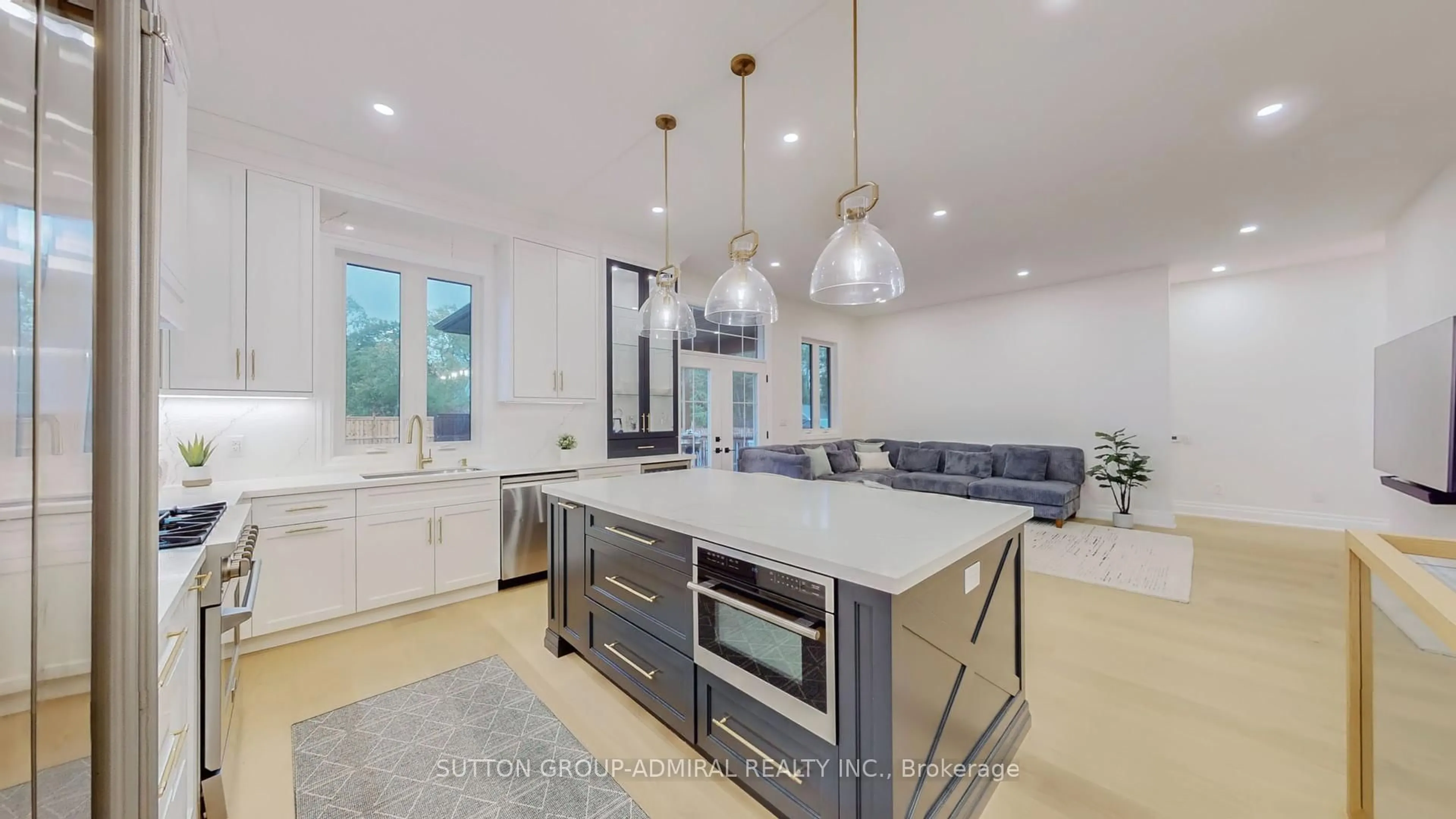 Open concept kitchen, ceramic/tile floor for 146 Hetram Crt, Fort Erie Ontario L0S 1B0