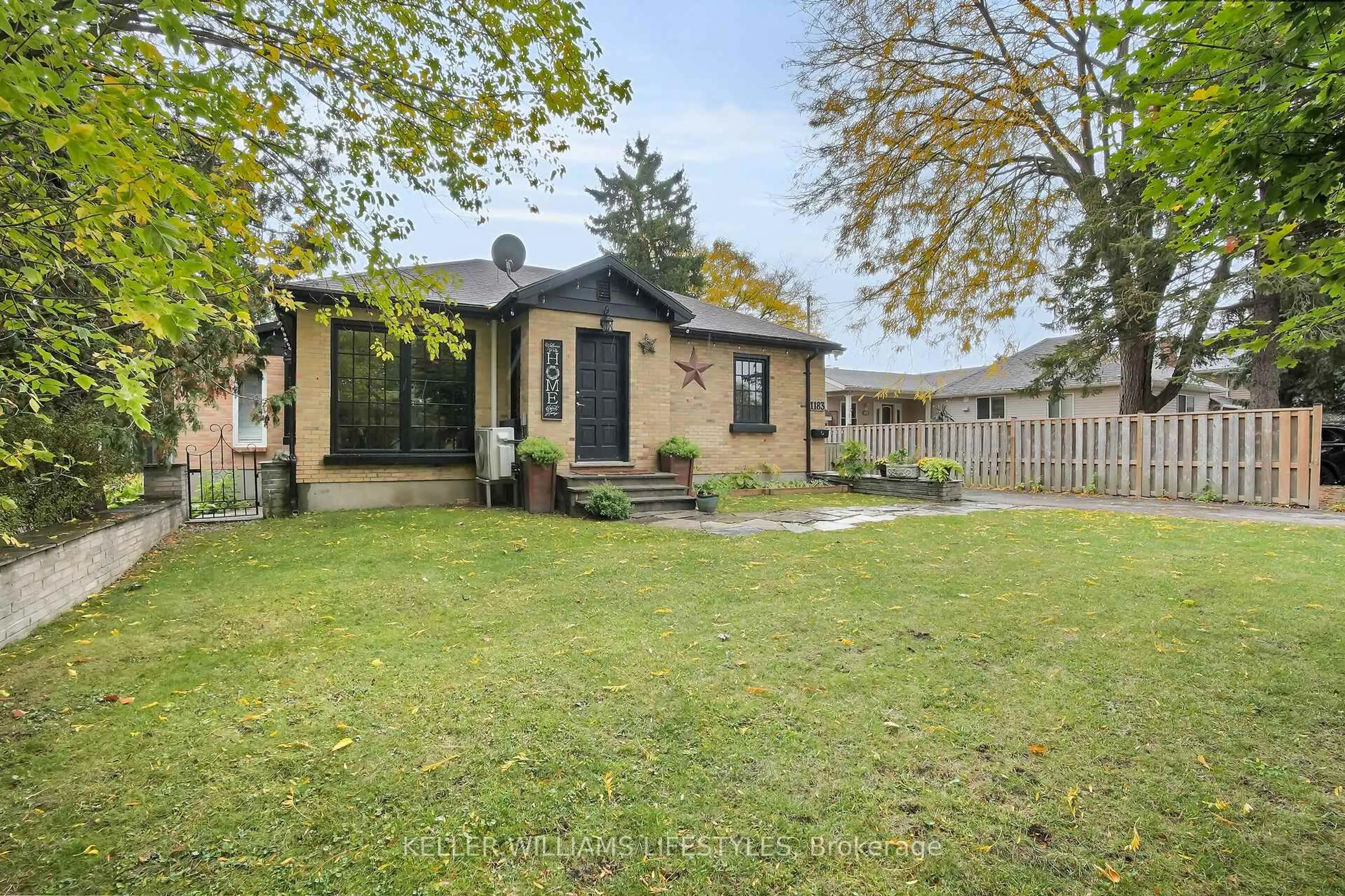 Unknown for 1183 Princess Ave, London East Ontario N5W 3N4