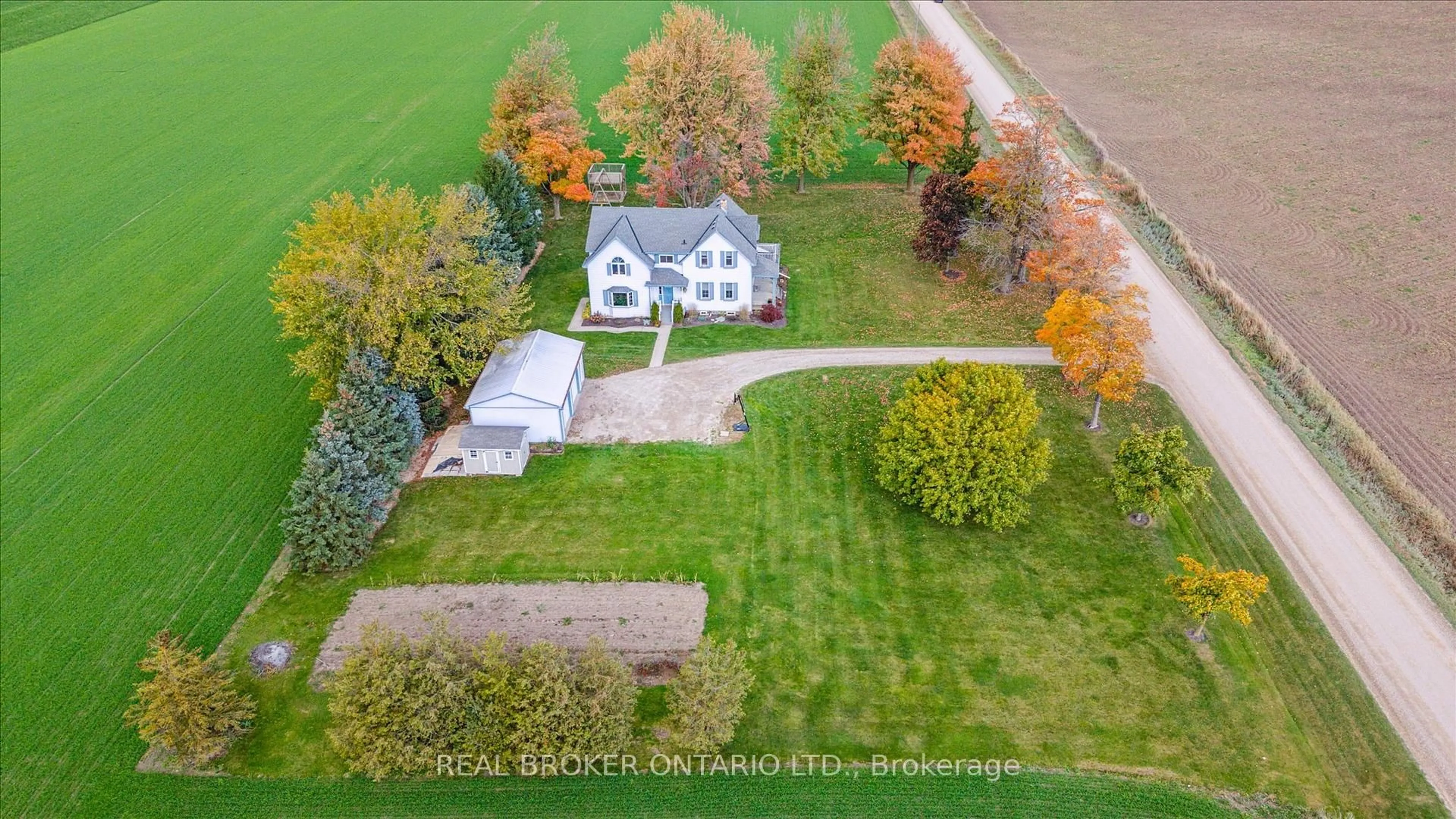 A pic from outside/outdoor area/front of a property/back of a property/a pic from drone, unknown for 7500 Road 129, Perth East Ontario N4W 3G9