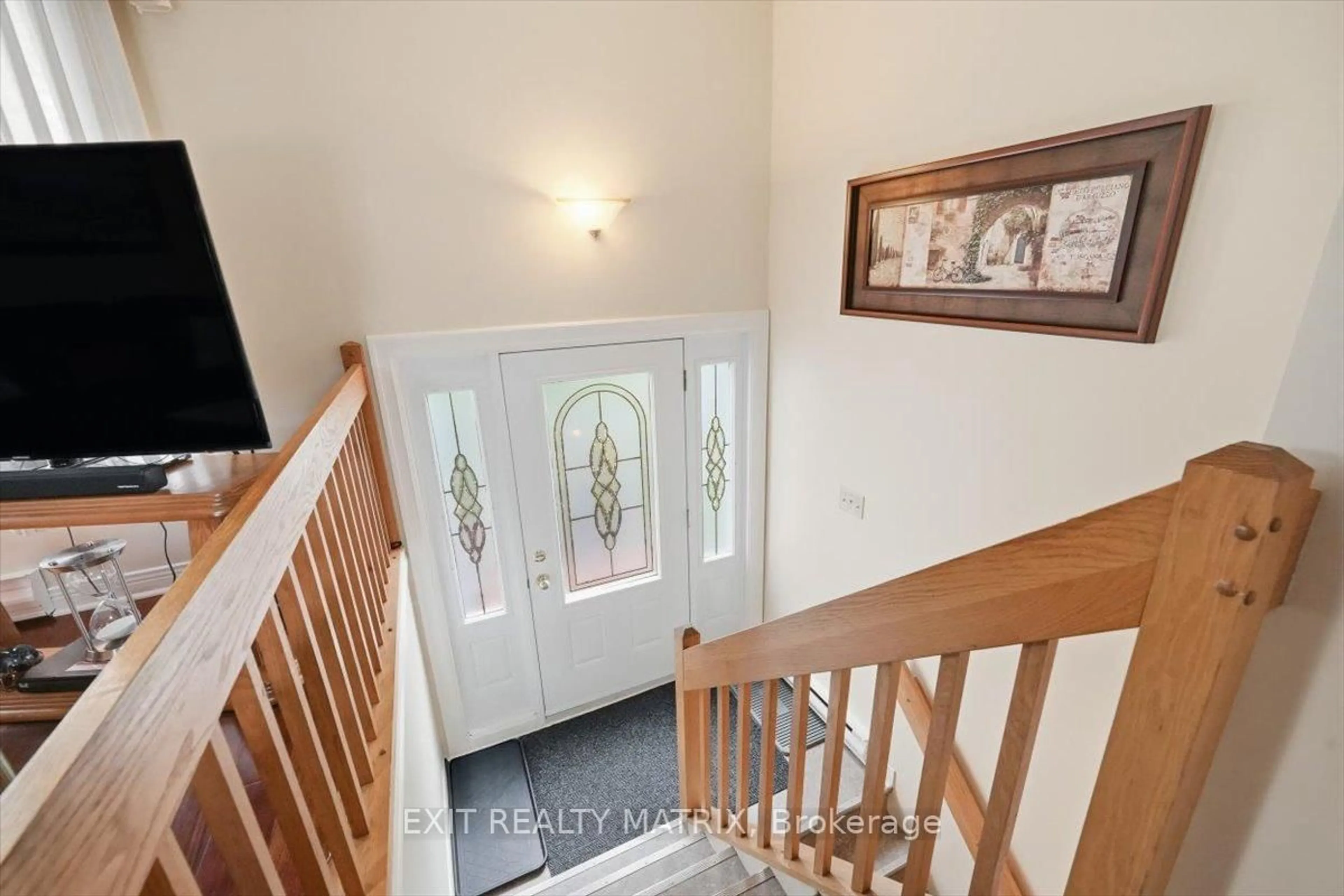 Unknown for 39 GEORGE St, Russell Ontario K4R 1C2