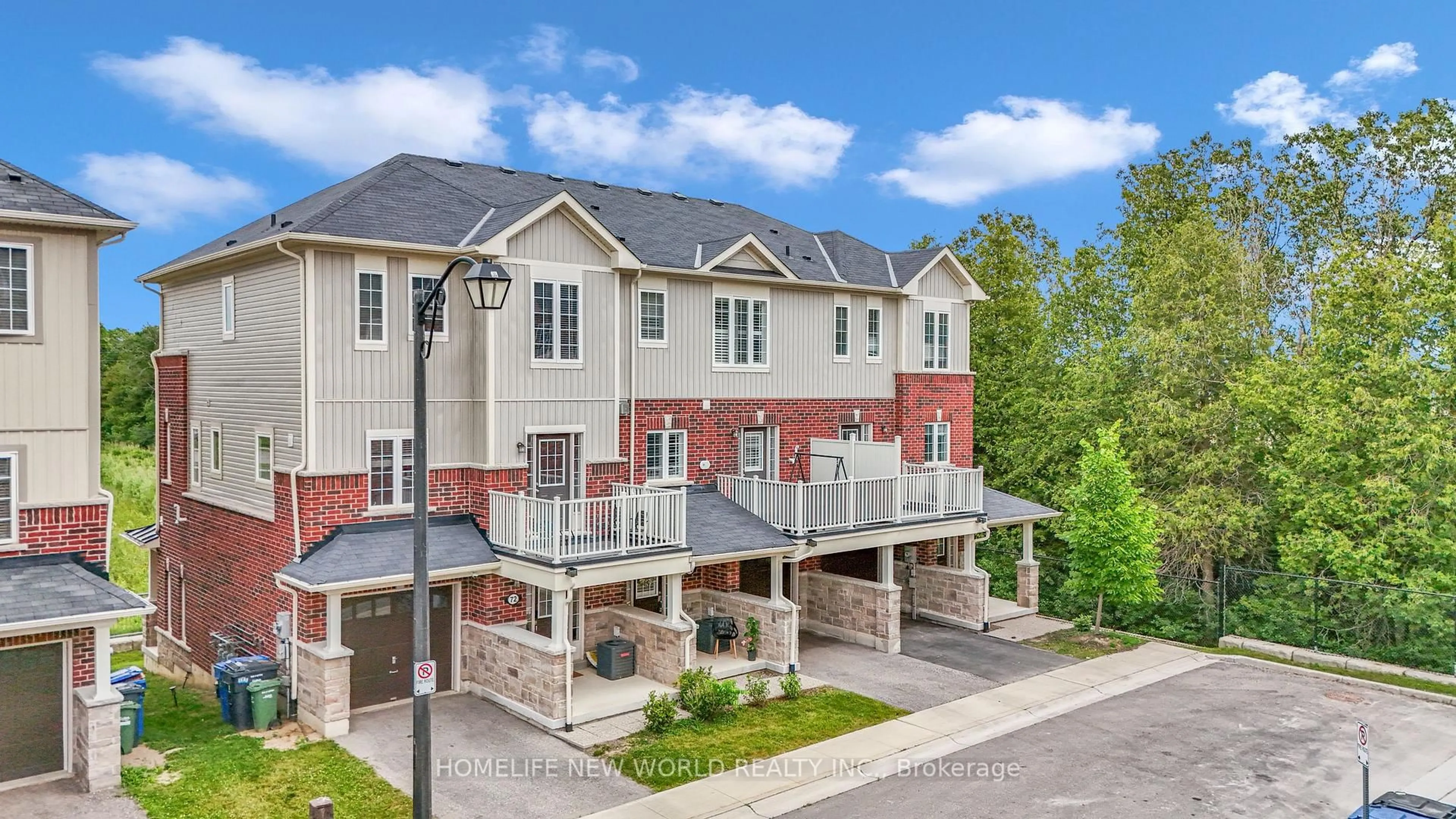 A pic from outside/outdoor area/front of a property/back of a property/a pic from drone, unknown for 88 Decorso Dr #71, Guelph Ontario N1L 0A9