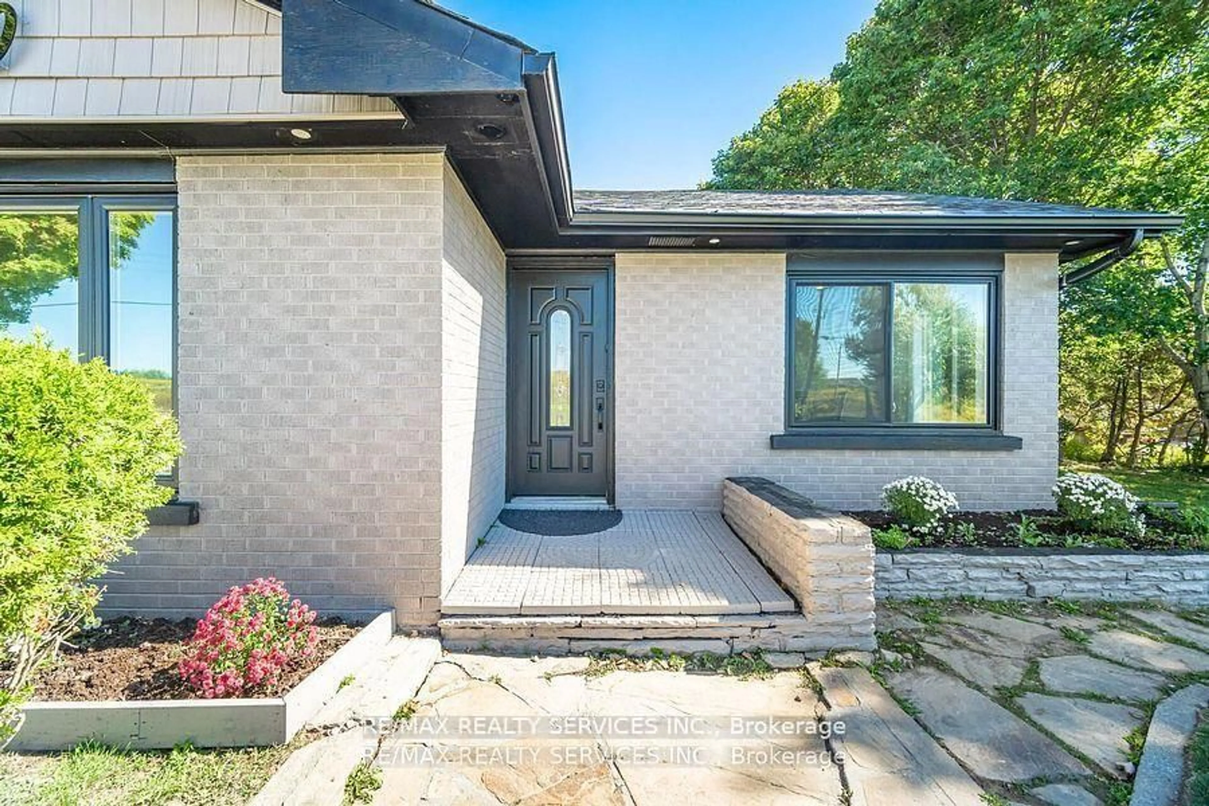 Home with brick exterior material, street for 633271 Hwy 10, Mono Ontario L9W 5P1