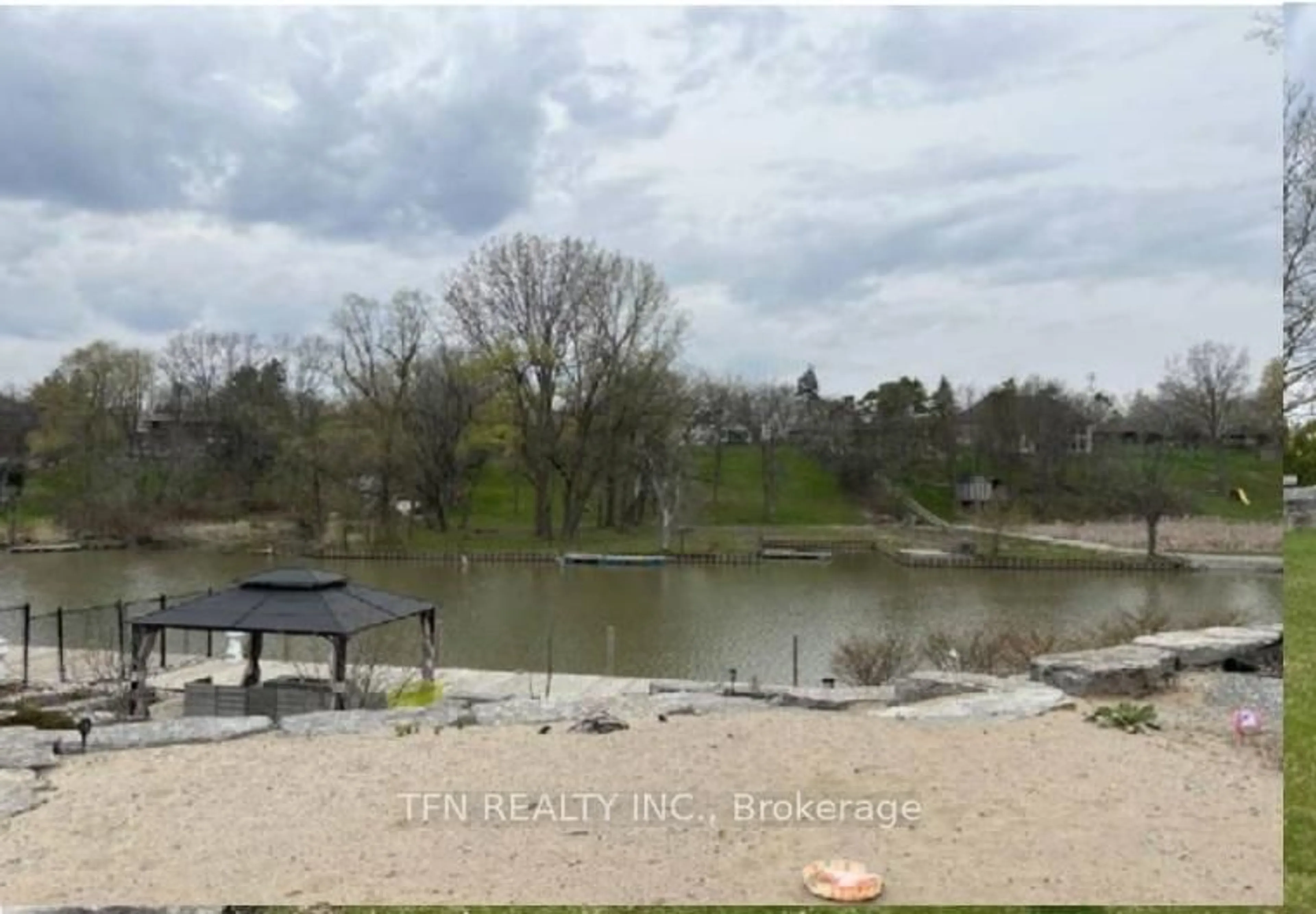 Blurry image for 67 Donjon Blvd, Norfolk Ontario N0A 1N7