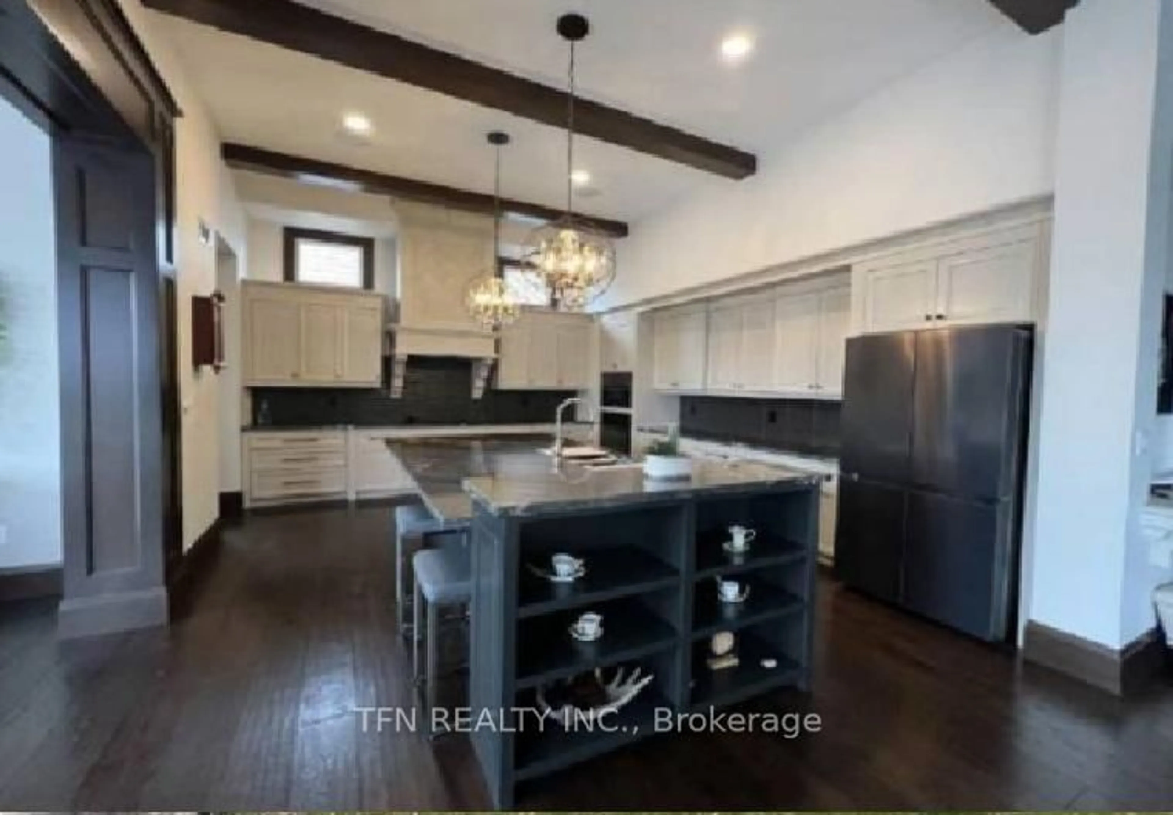 Open concept kitchen, unknown for 67 Donjon Blvd, Norfolk Ontario N0A 1N7