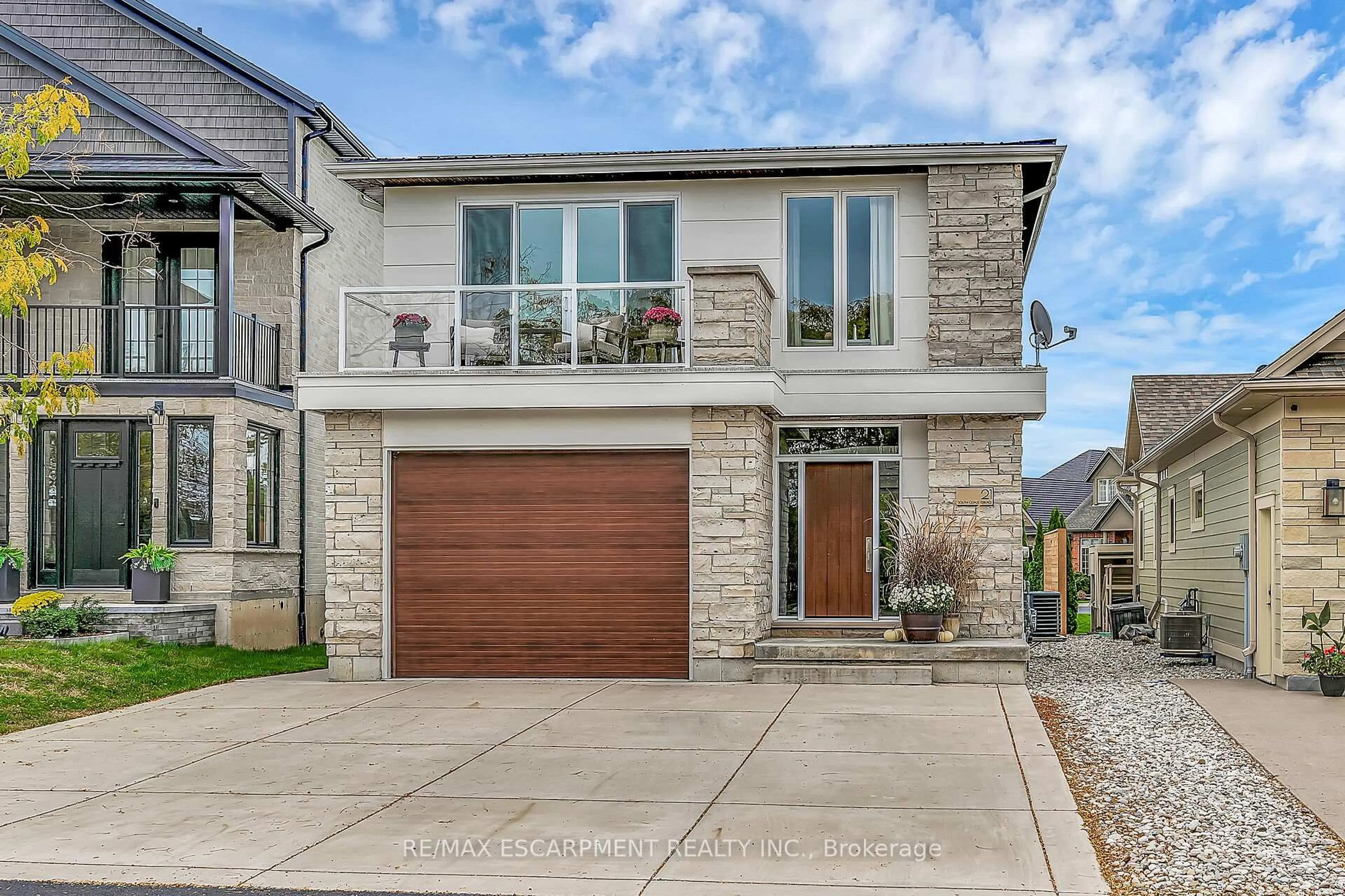 Home with brick exterior material, street for 80 NEW LAKESHORE Rd #21, Norfolk Ontario N0A 1N8