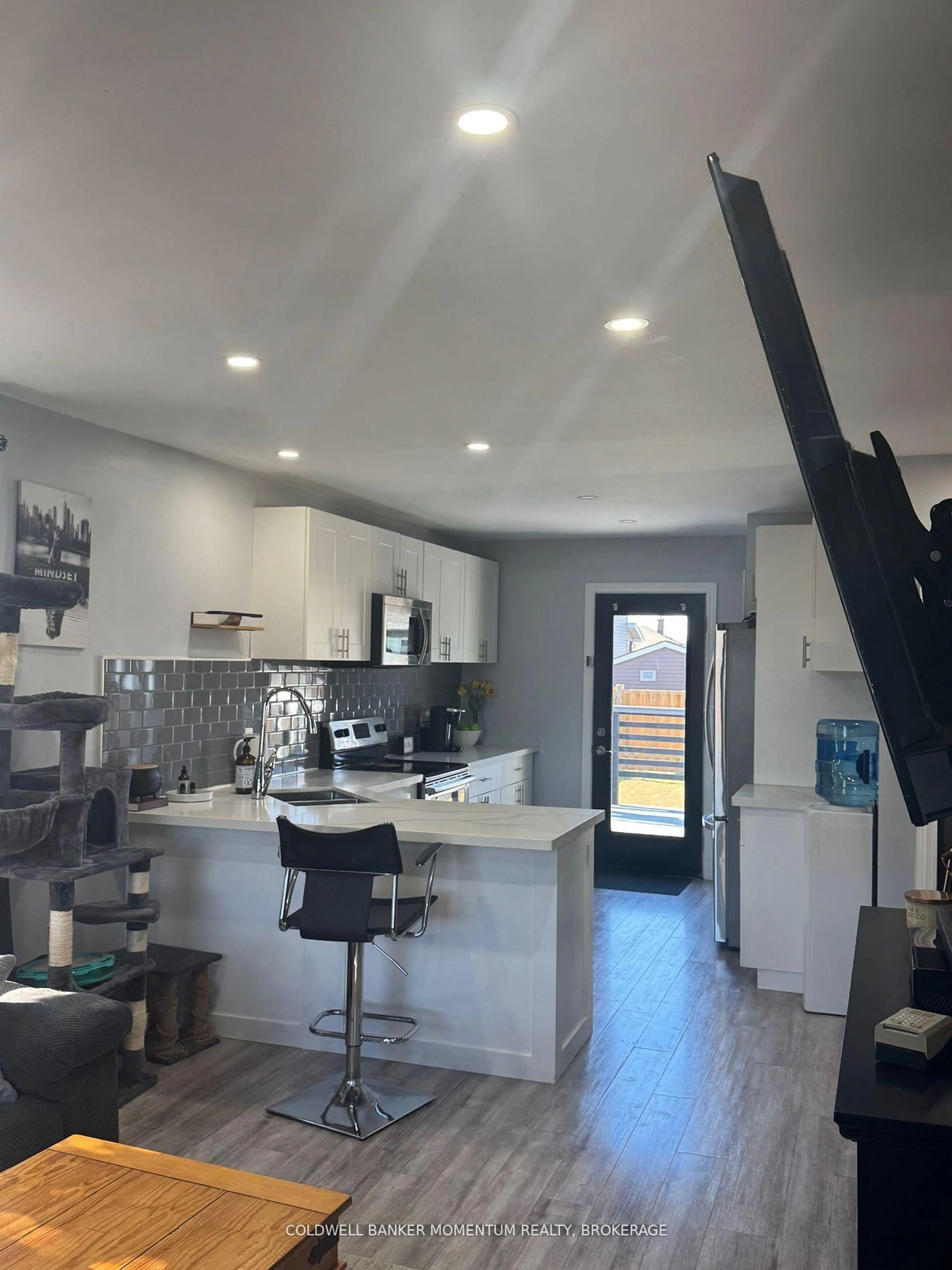 Open concept kitchen, unknown for 16 Princess St, St. Catharines Ontario L2P 2P9