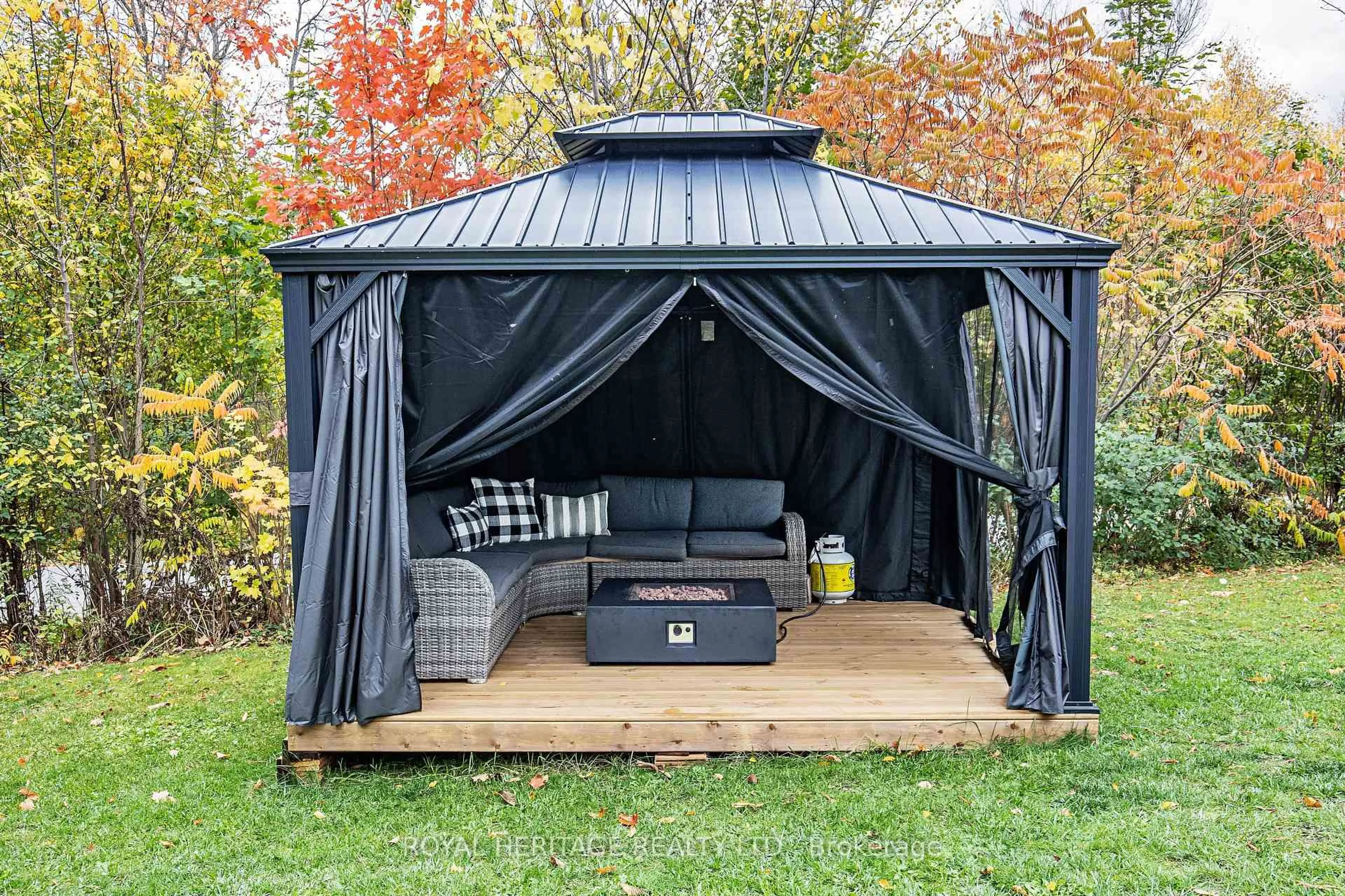Patio, unknown for 203 Crosby Dr, Kawartha Lakes Ontario K0M 1A0
