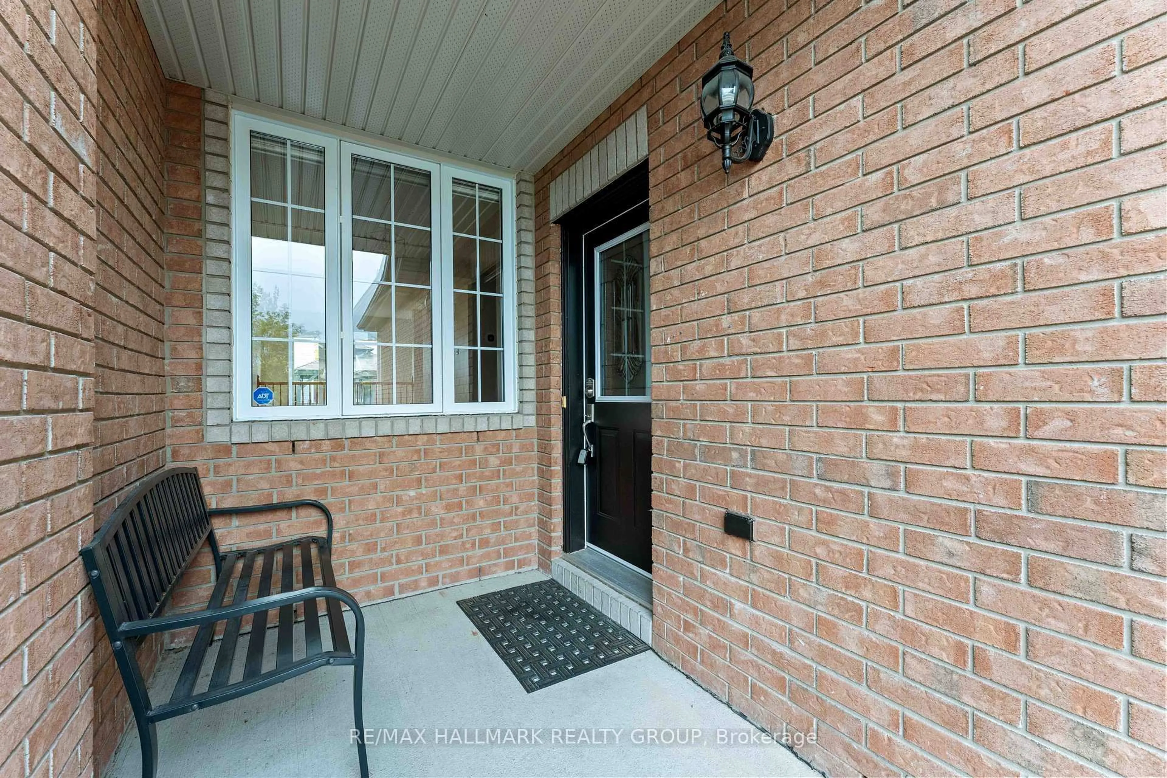 Unknown for 1072 Brasseur Cres, Ottawa Ontario K4A 5A1